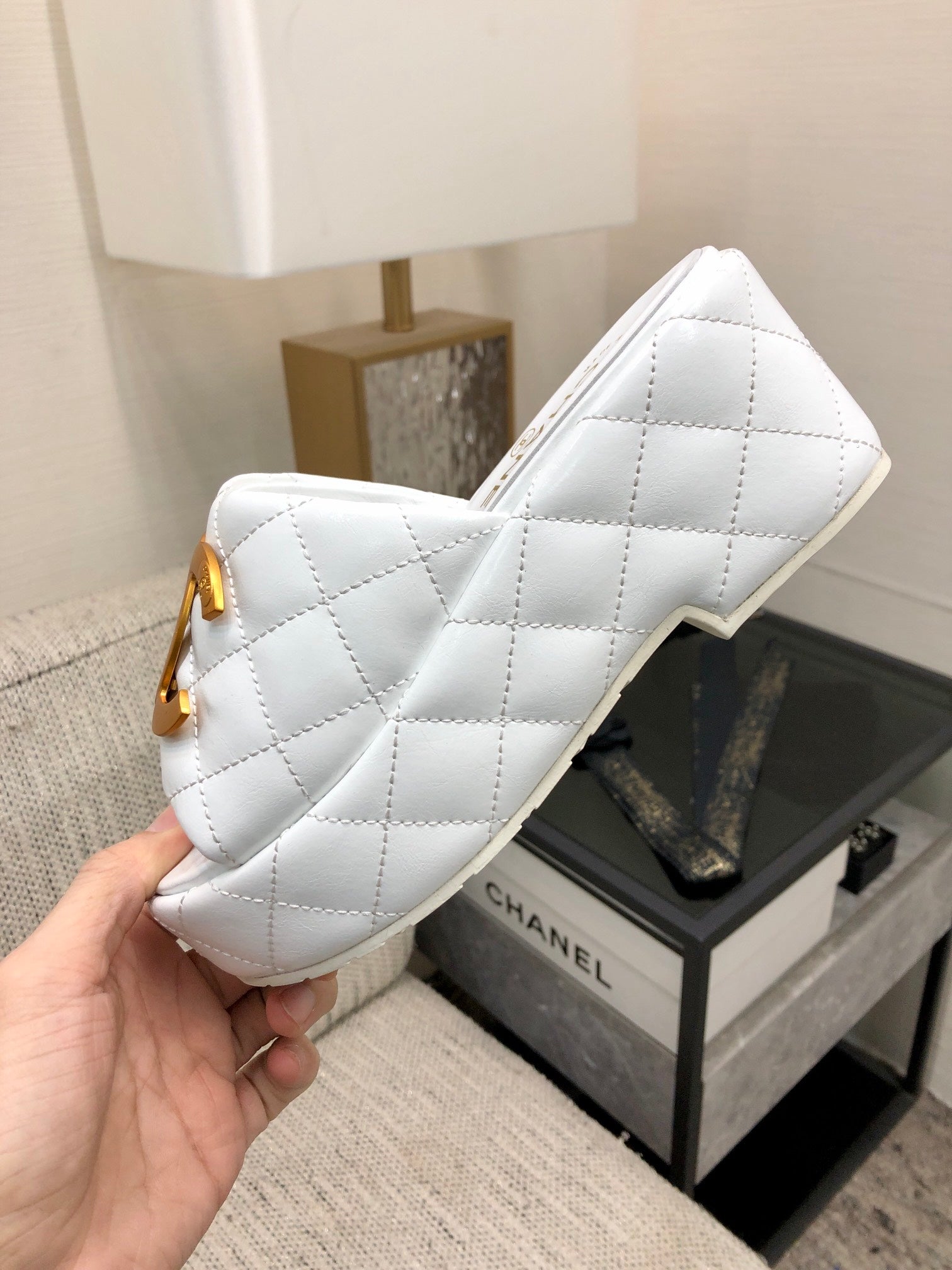 mule sandal 95 white quilted waxed leather