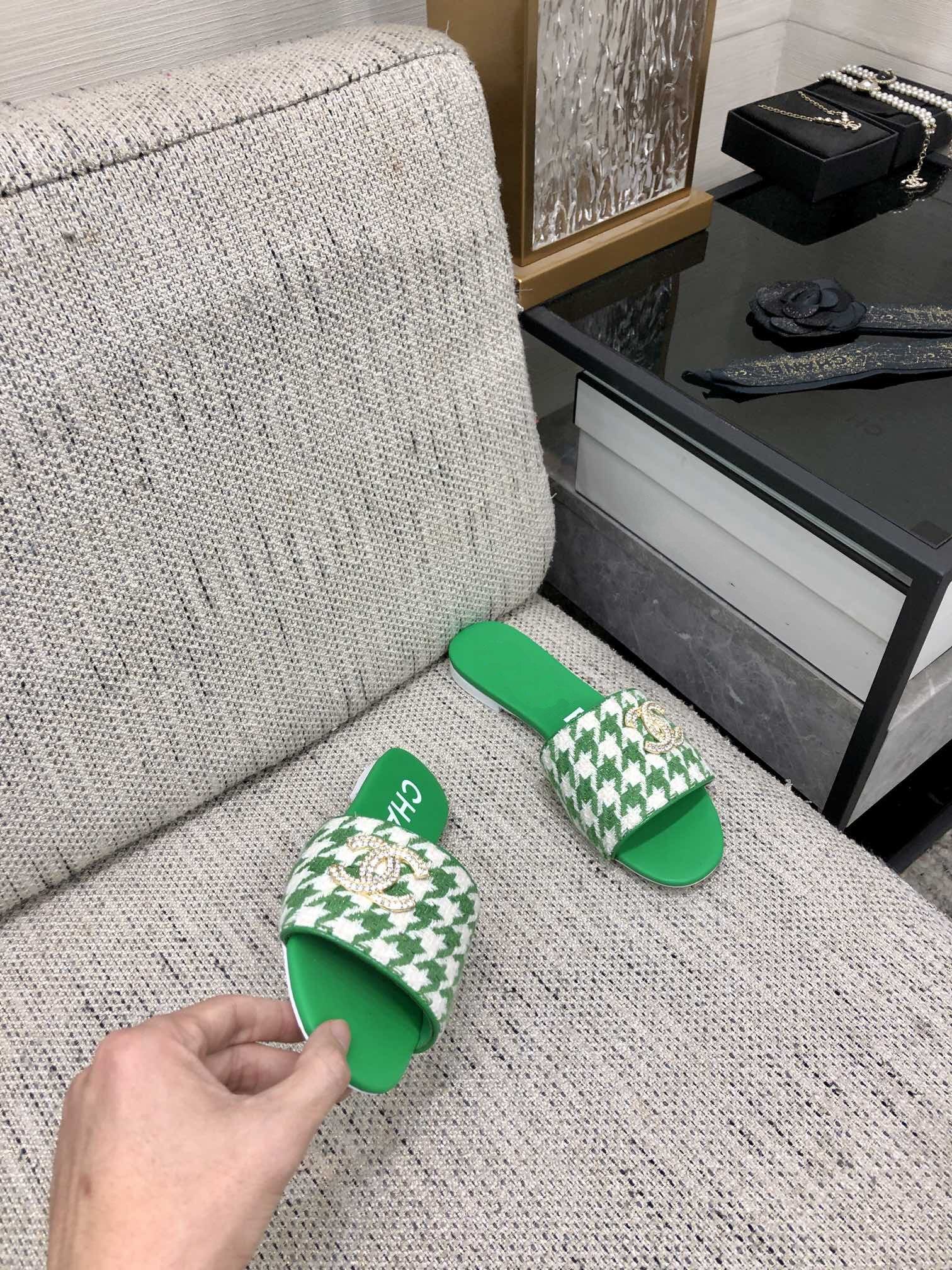 mule sandal green white houndstooth fabric