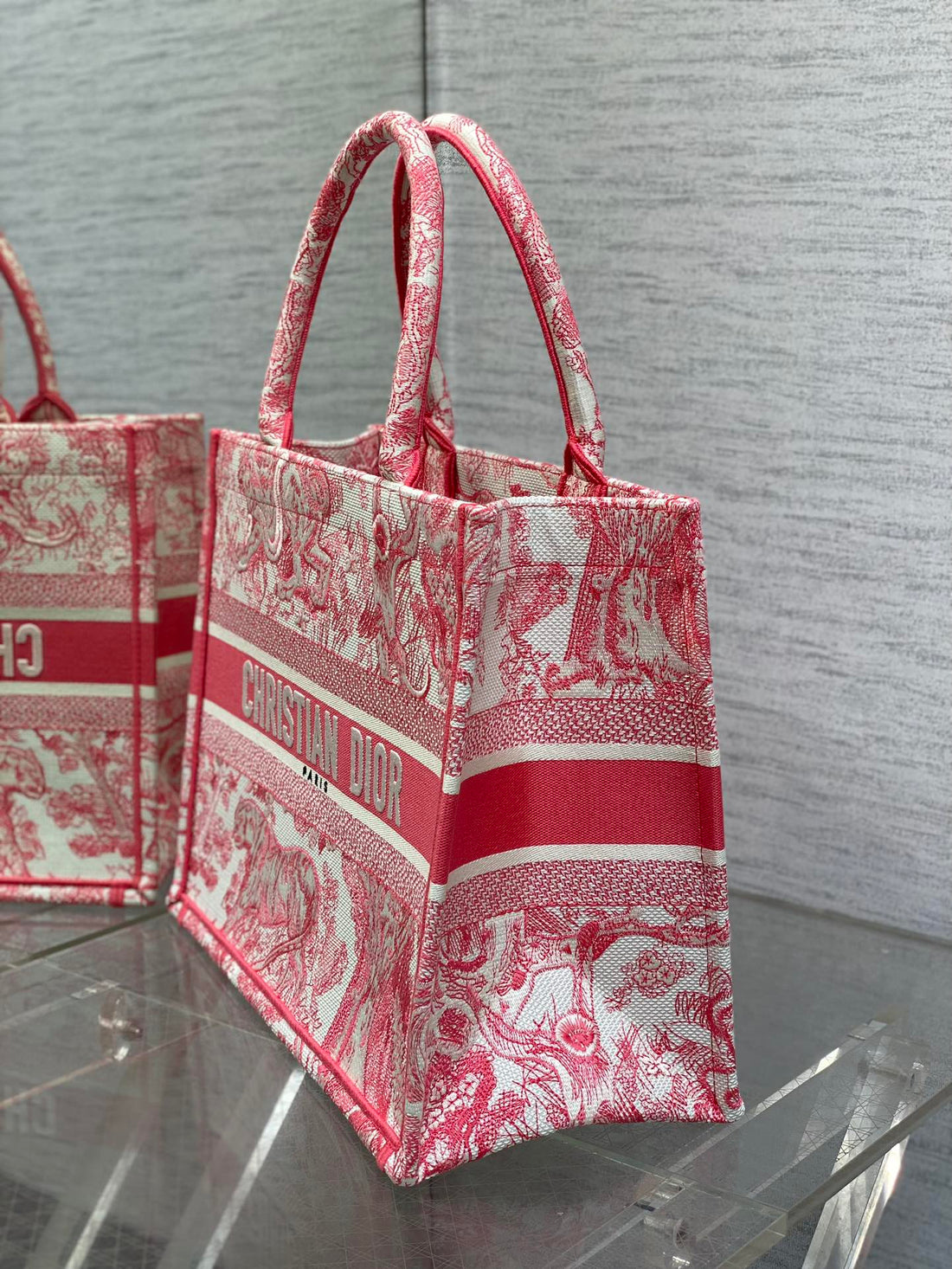 medium dioriviera book tote 36 red tiger embroidery canvas