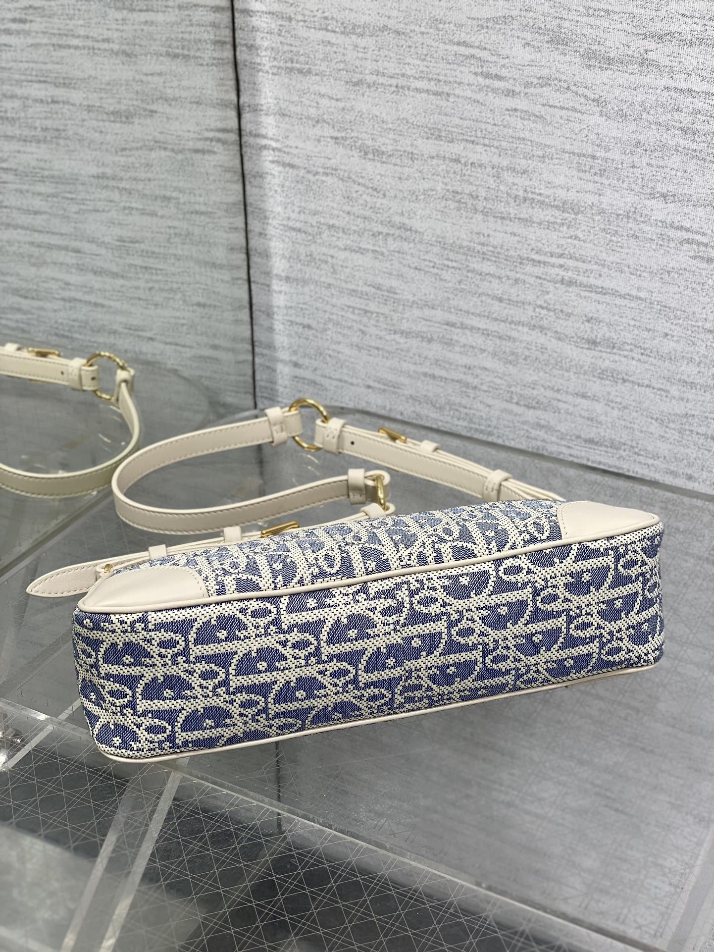 CD Cigale mini bag 26 blue raffia-effect fabric