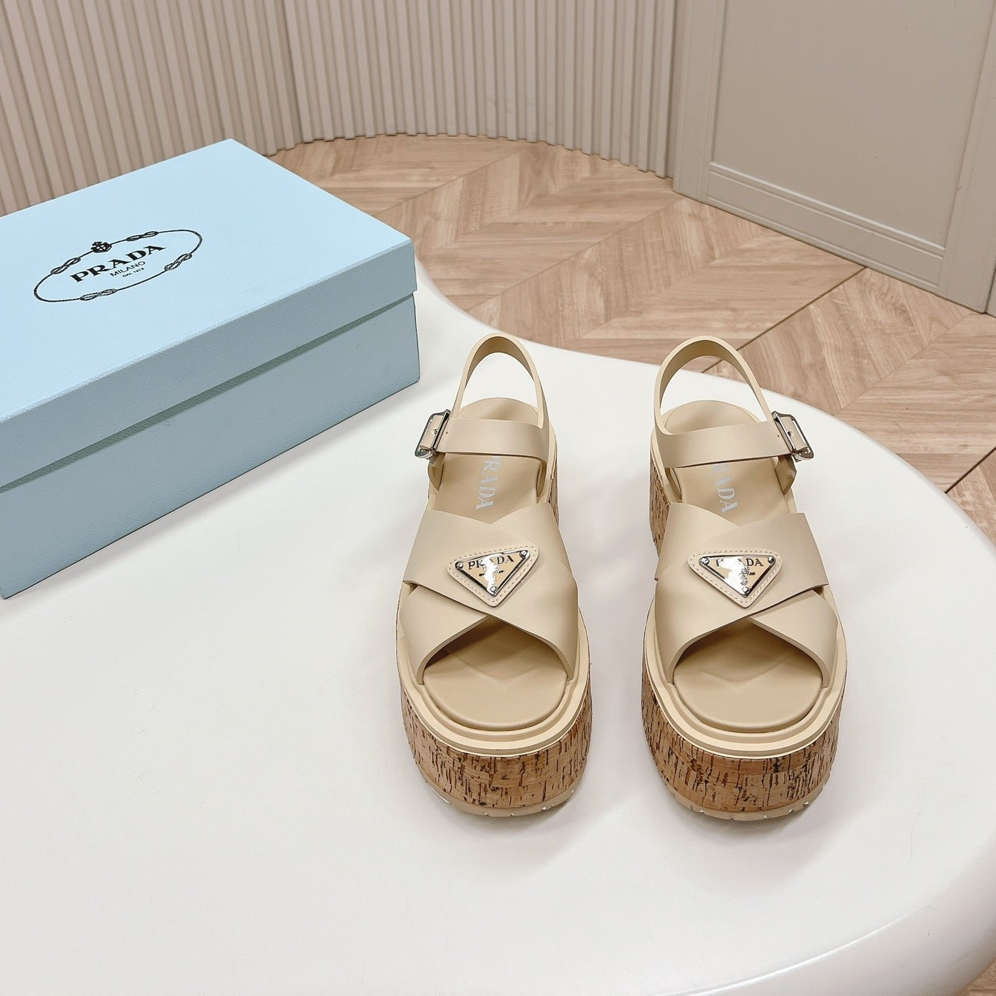 PRA WEDGE PLATFORM SANDALS BEIGE CALFSKIN