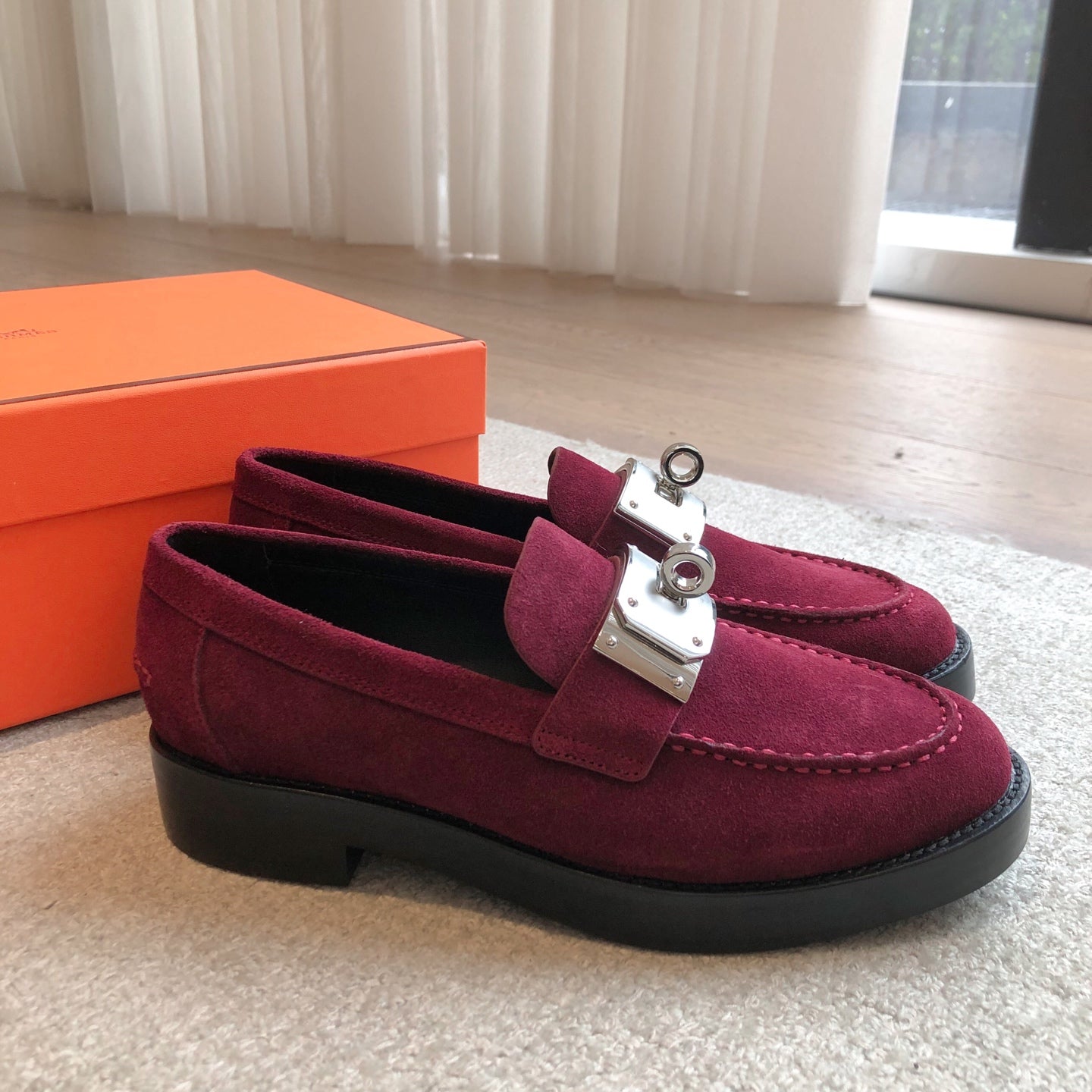 HM 25 Kelly Loafer Red Suede 353508