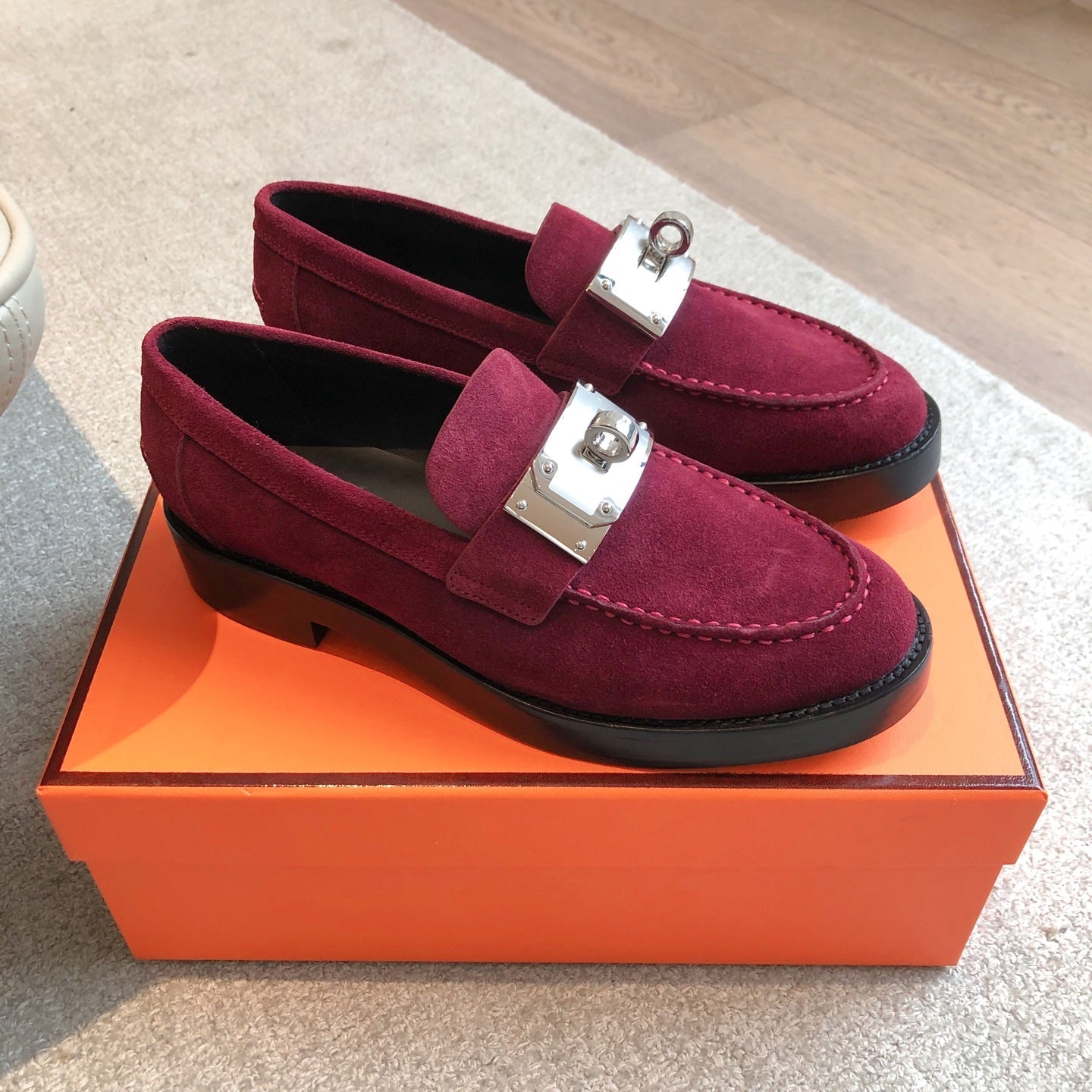 HM 25 Kelly Loafer Red Suede 353508