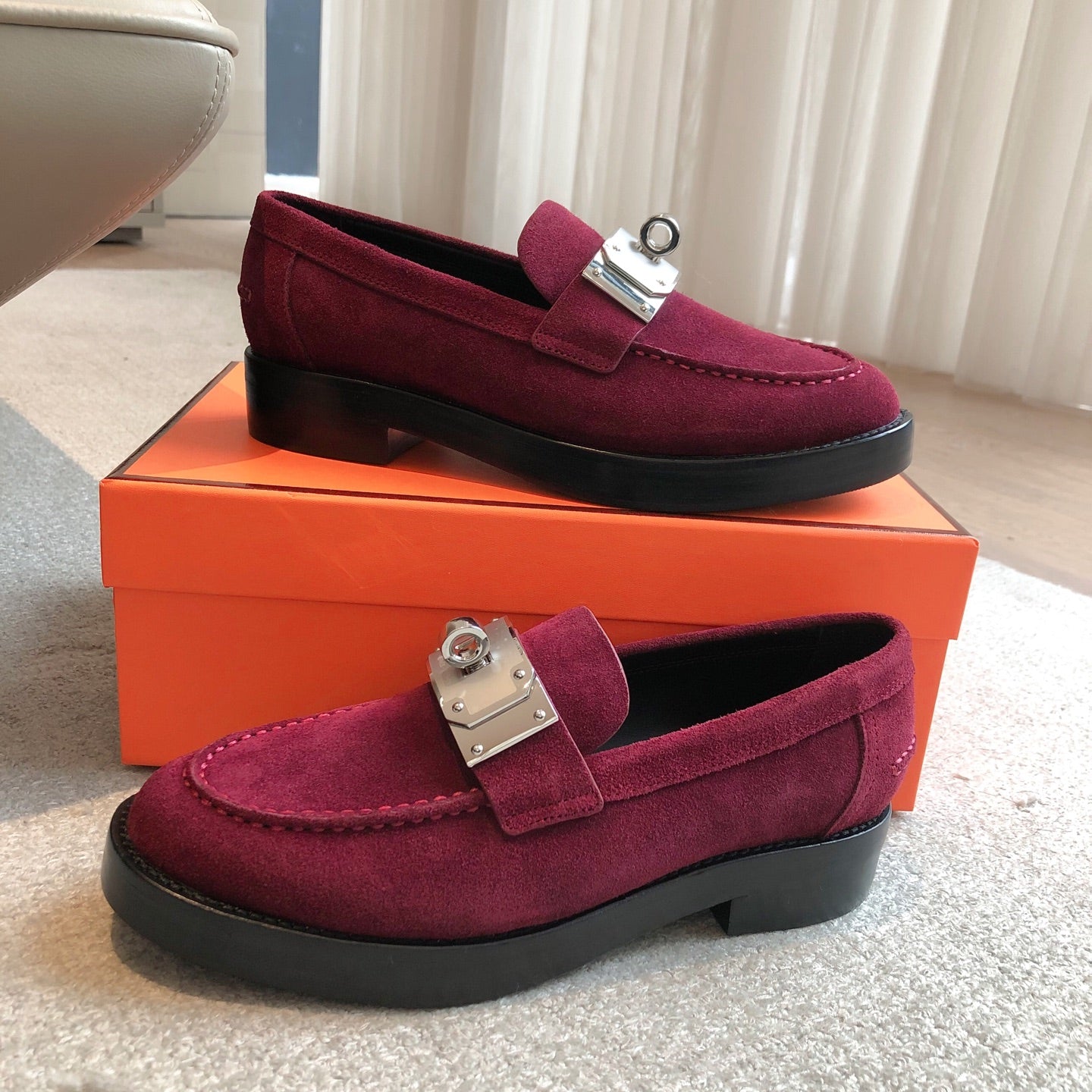 HM 25 Kelly Loafer Red Suede 353508