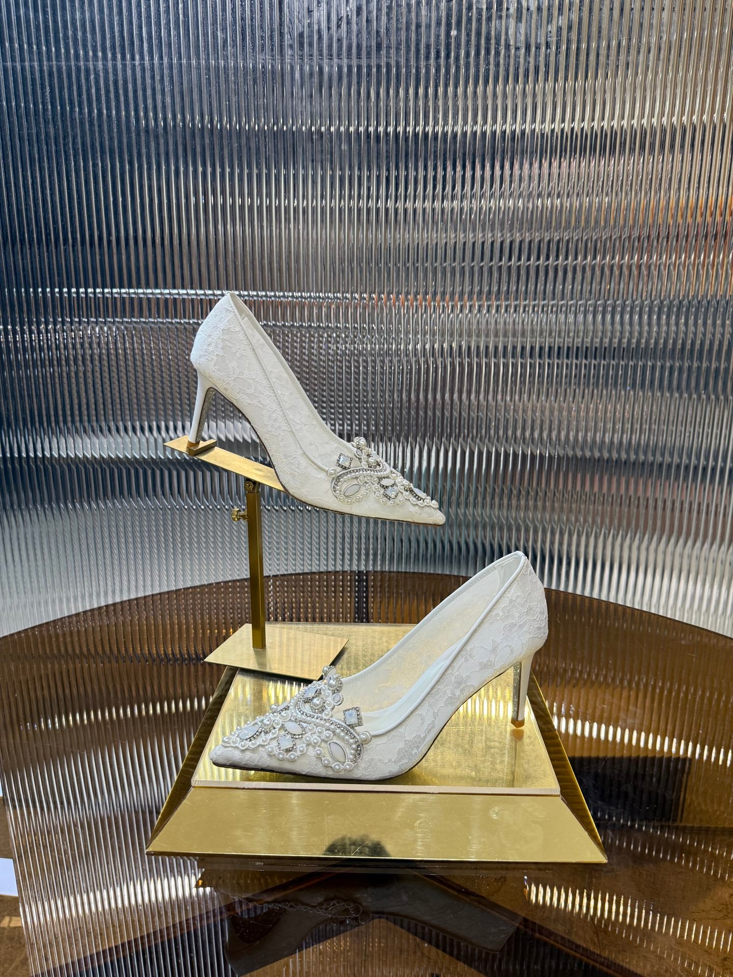 RC 25C Retro Pump 7.5cm Pearl White Sheepskin 310636