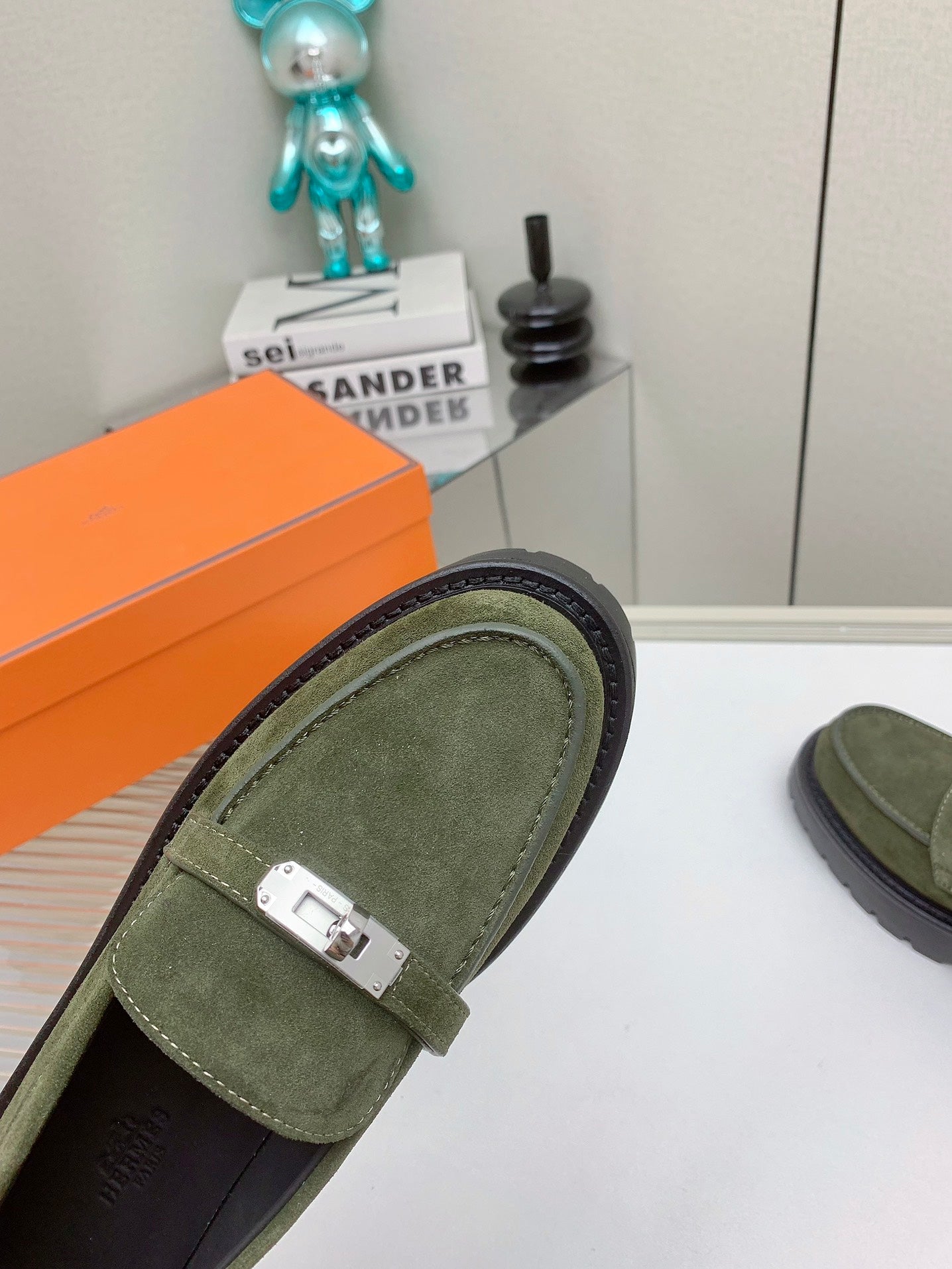 HM Icone Loafer Moss Green Suede 971403