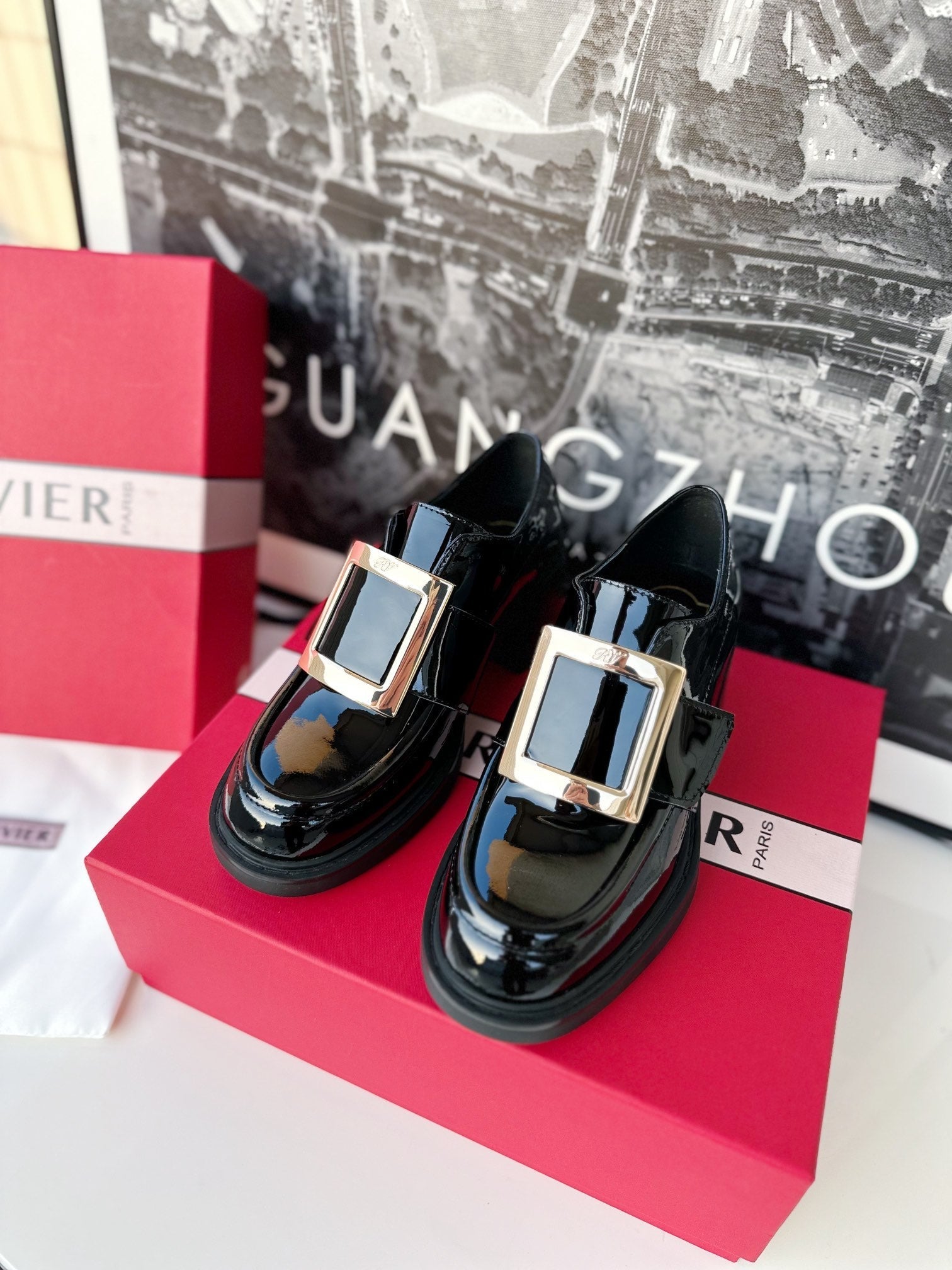 Loafers Viv Black Cowhide Patent Leather 184409