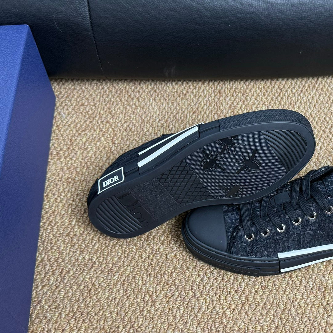 CD B23 Low-Top Sneaker Black Oblique Jacquard Fabric