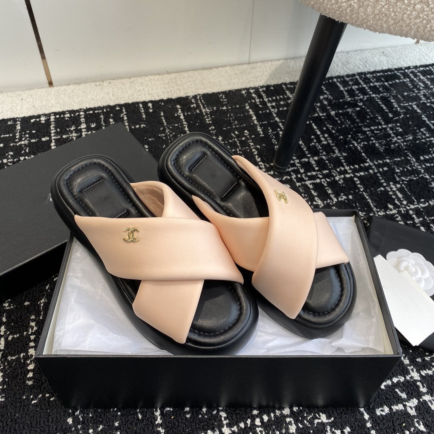 cross puffy slippers beige black lycra fabric