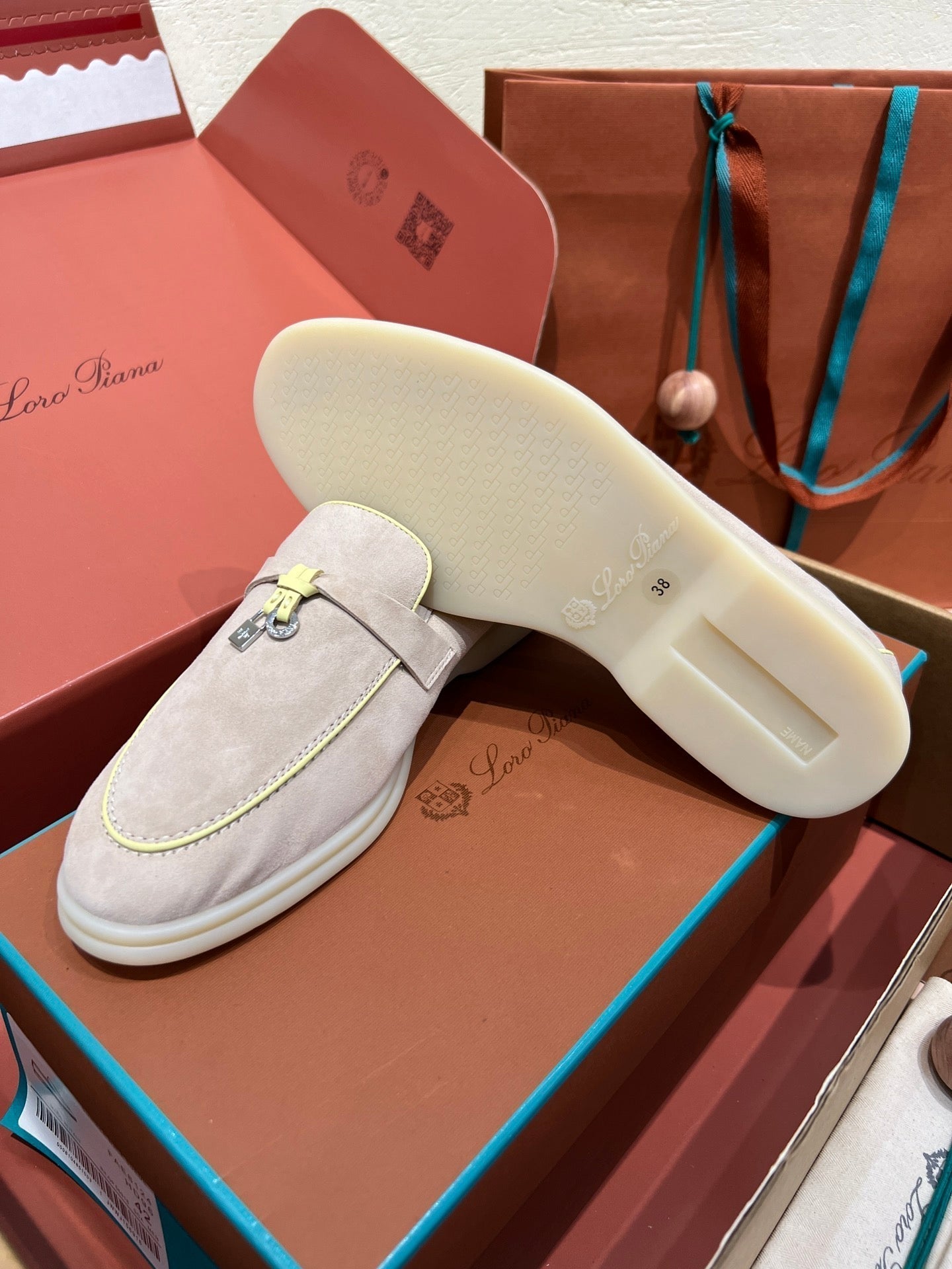 lp summer charm walk loafer royal beige yellow suede