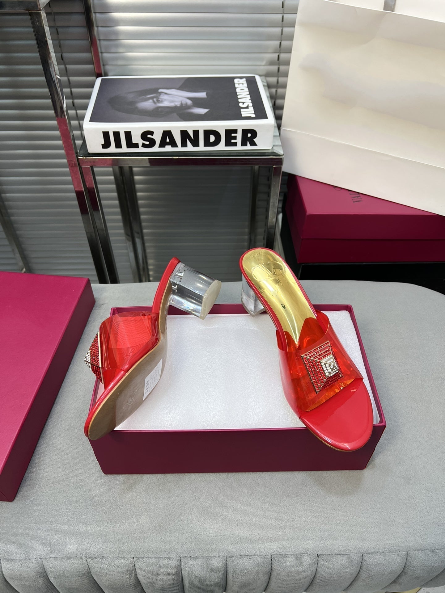 Heeled Sandals 6cm with Crystal Square Buckle Gold and Red