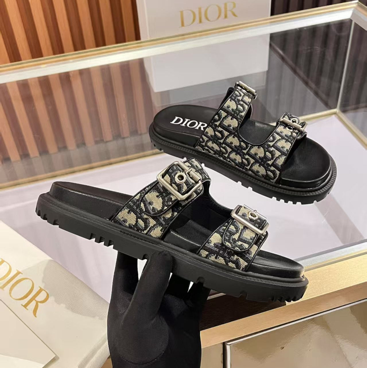 CD Dioract Slide Lambskin and Canvas 242450