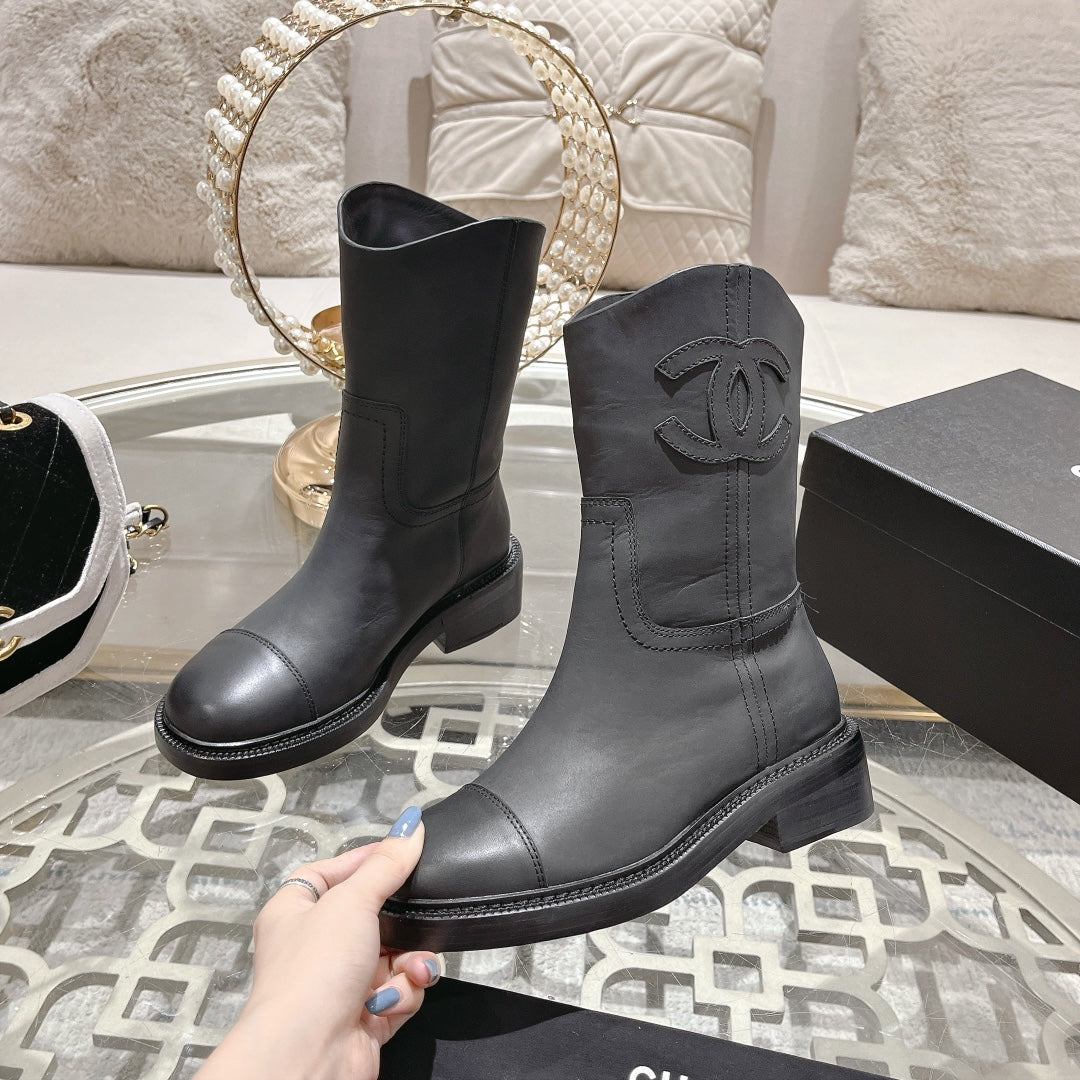 CC Ankle Boots 40mm Black Cowhide