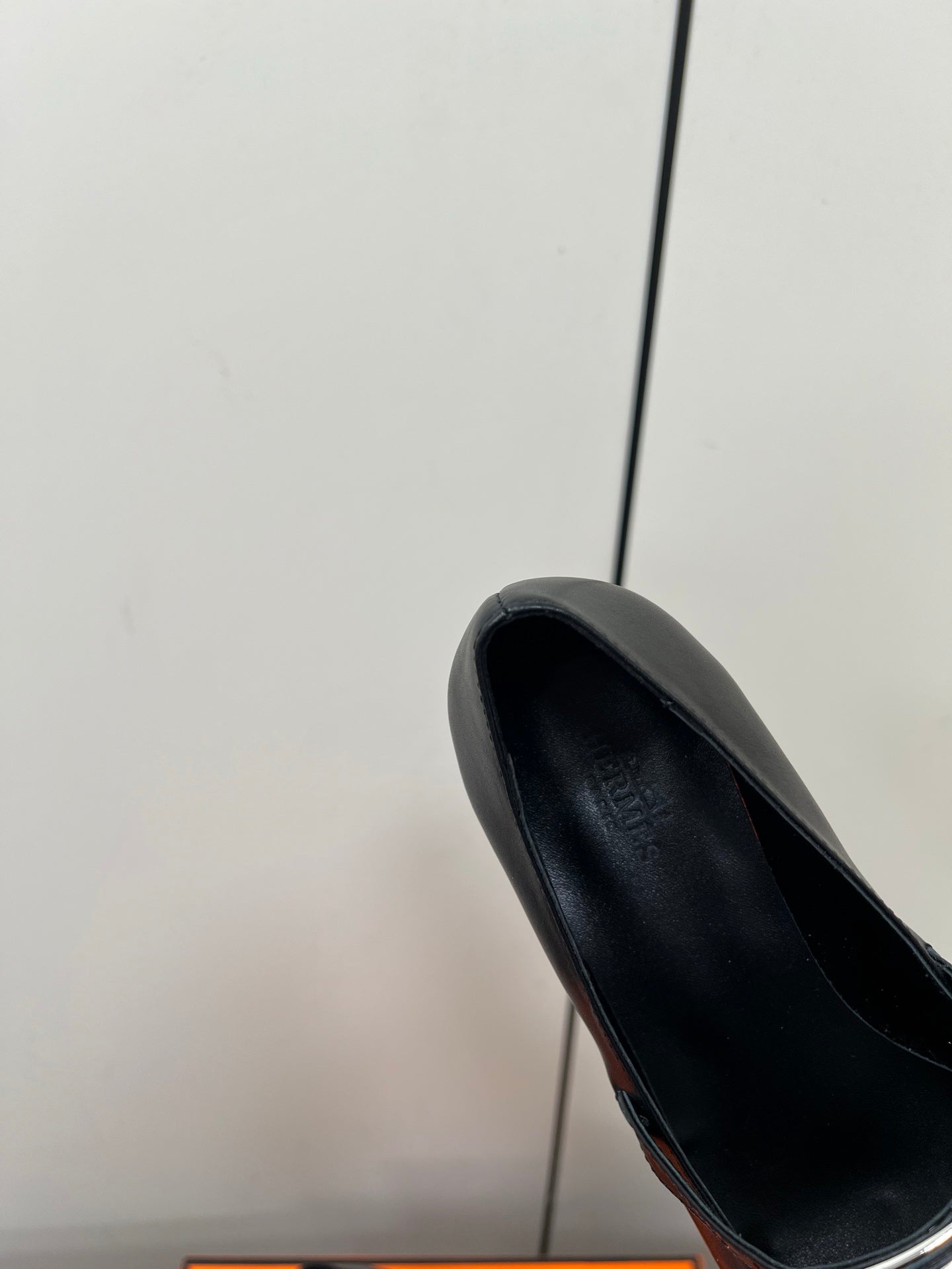 HM 25C Kiara 40 Pump Black Calfskin 210284