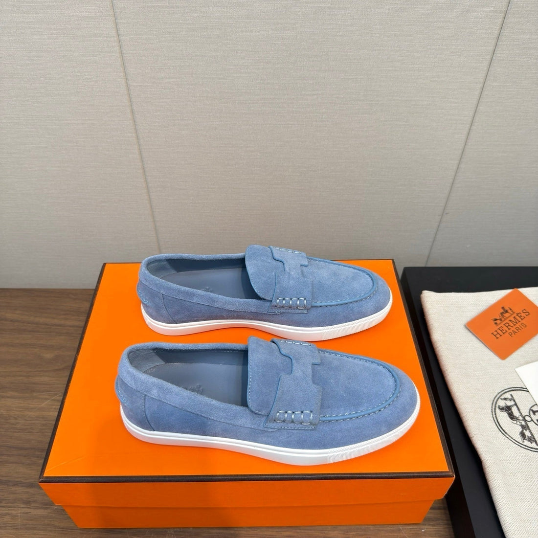 HM 25 Loafers Blue Cowhide 329175