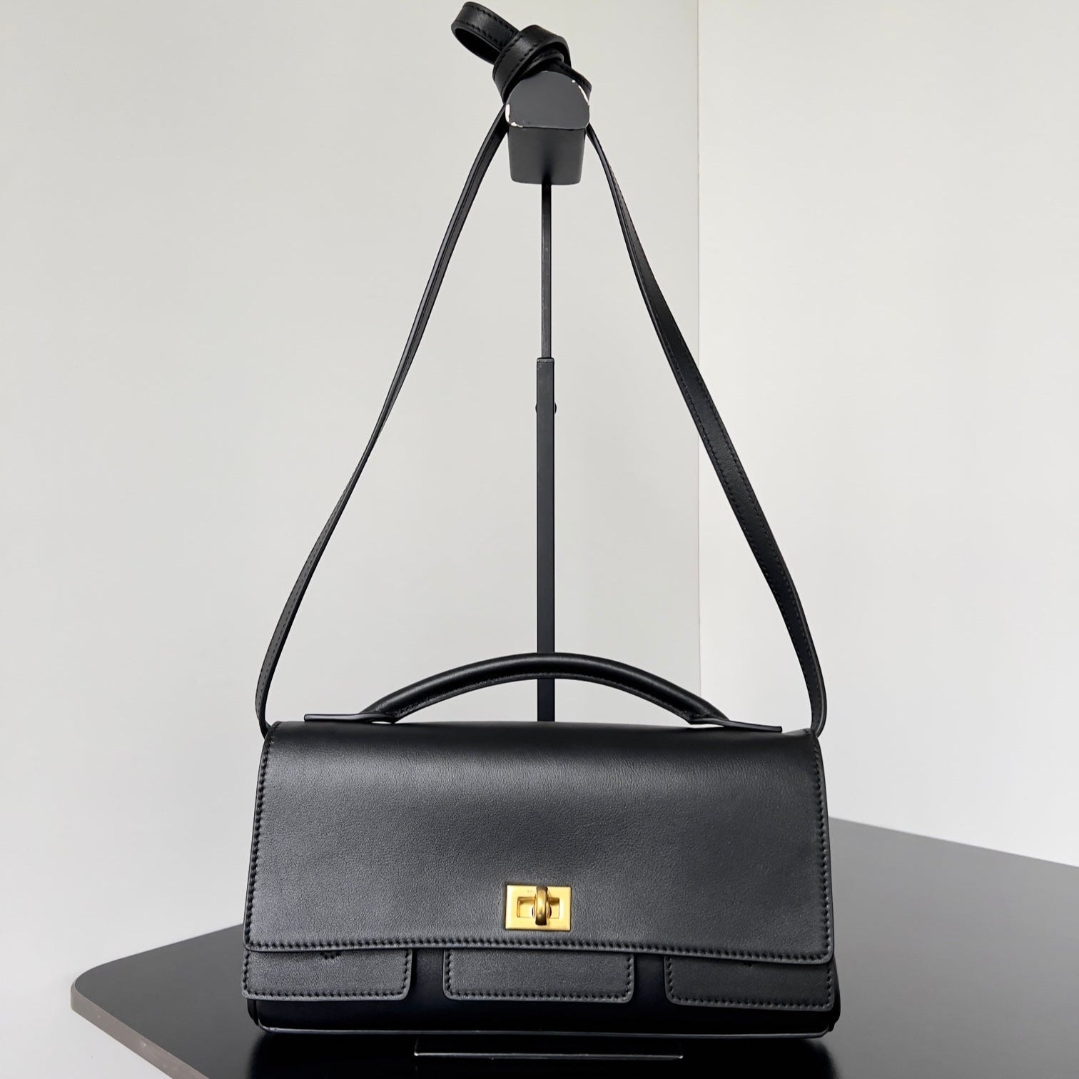 BEL AIR CLUTCH 27 IN BLACK NAPPA LAMBSKIN GOLD HARDWARE