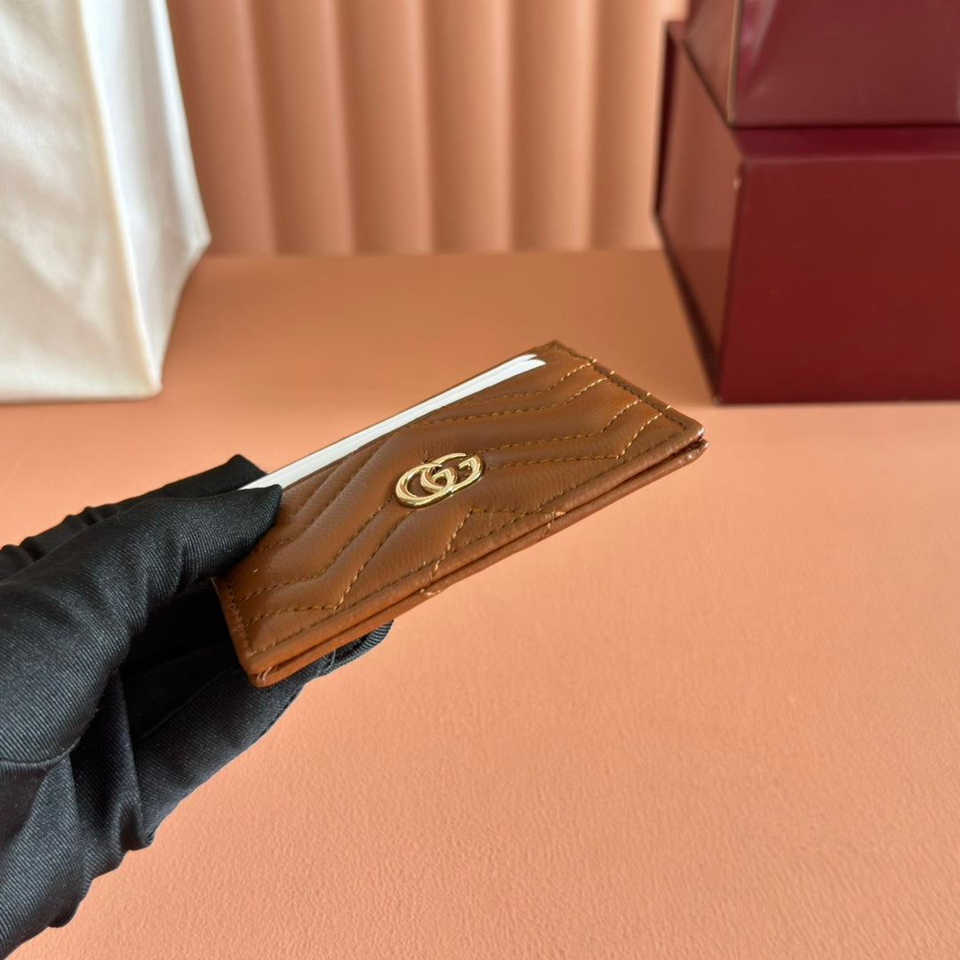 Gucci Marmont Card Wallet Brown  Calfskin 254957