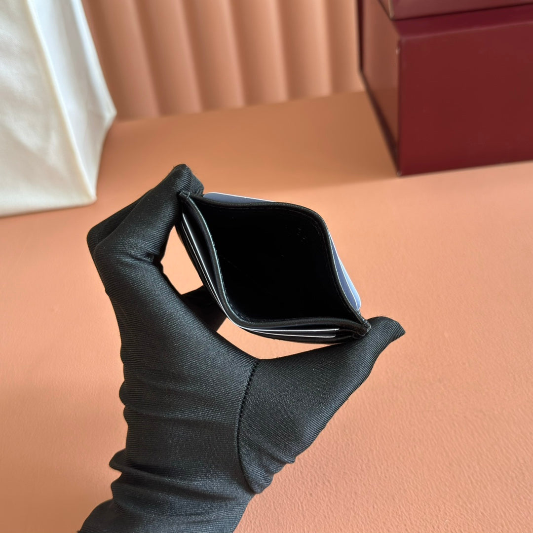 Gucci Marmont Card Wallet Black Calfskin 254958