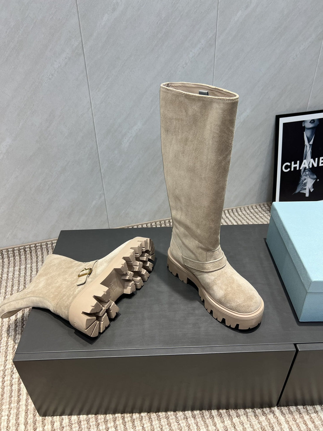 Prada 25 Boot Beige Suede 501670