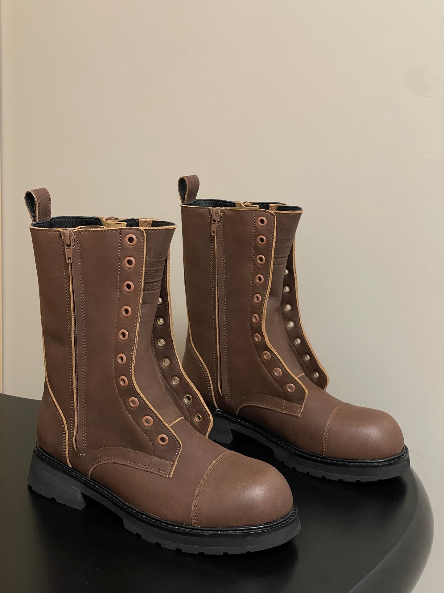 Balenciaga 25ss short boots brown sheepskin 469072