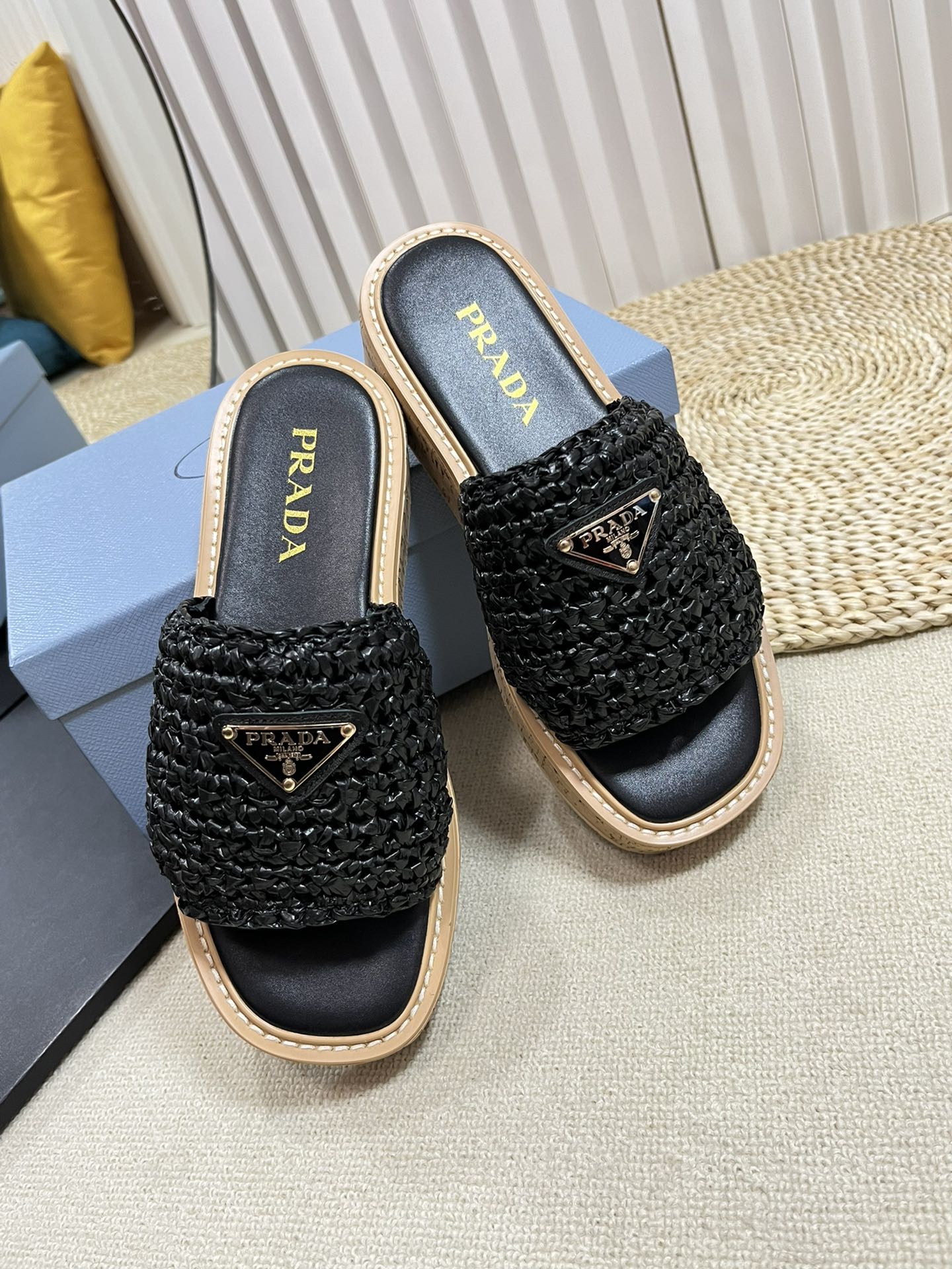 PRA WEDGE FLATFORM SLIDES BLACK RAFFIA