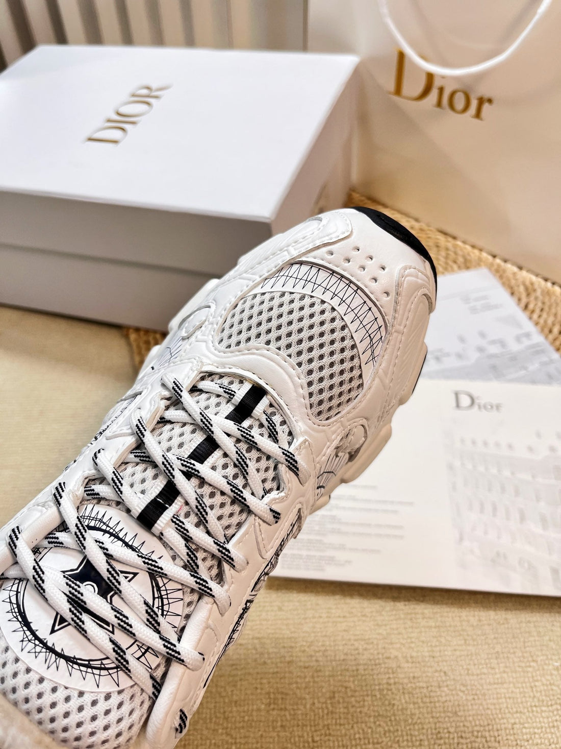 CD Chrono Sneaker In White Mesh Fabric With Fleece Lining 992618