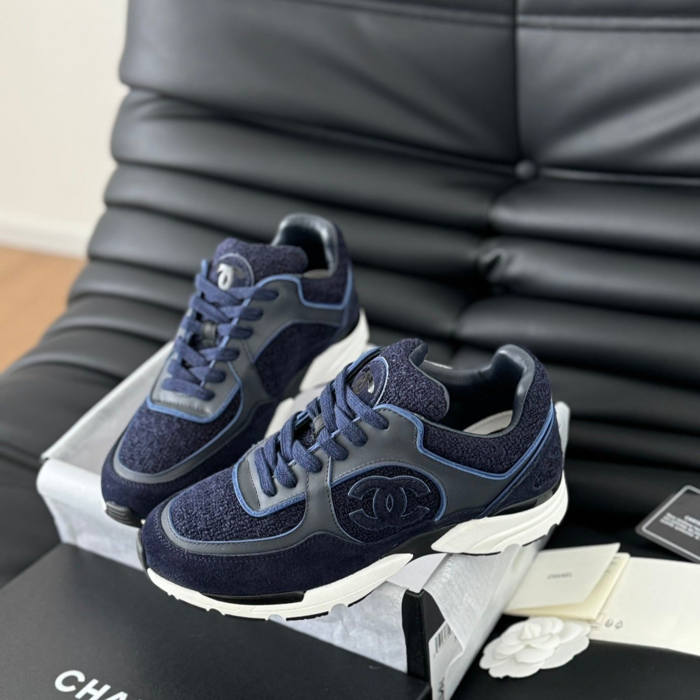 cc sneaker dark blue tweed suede