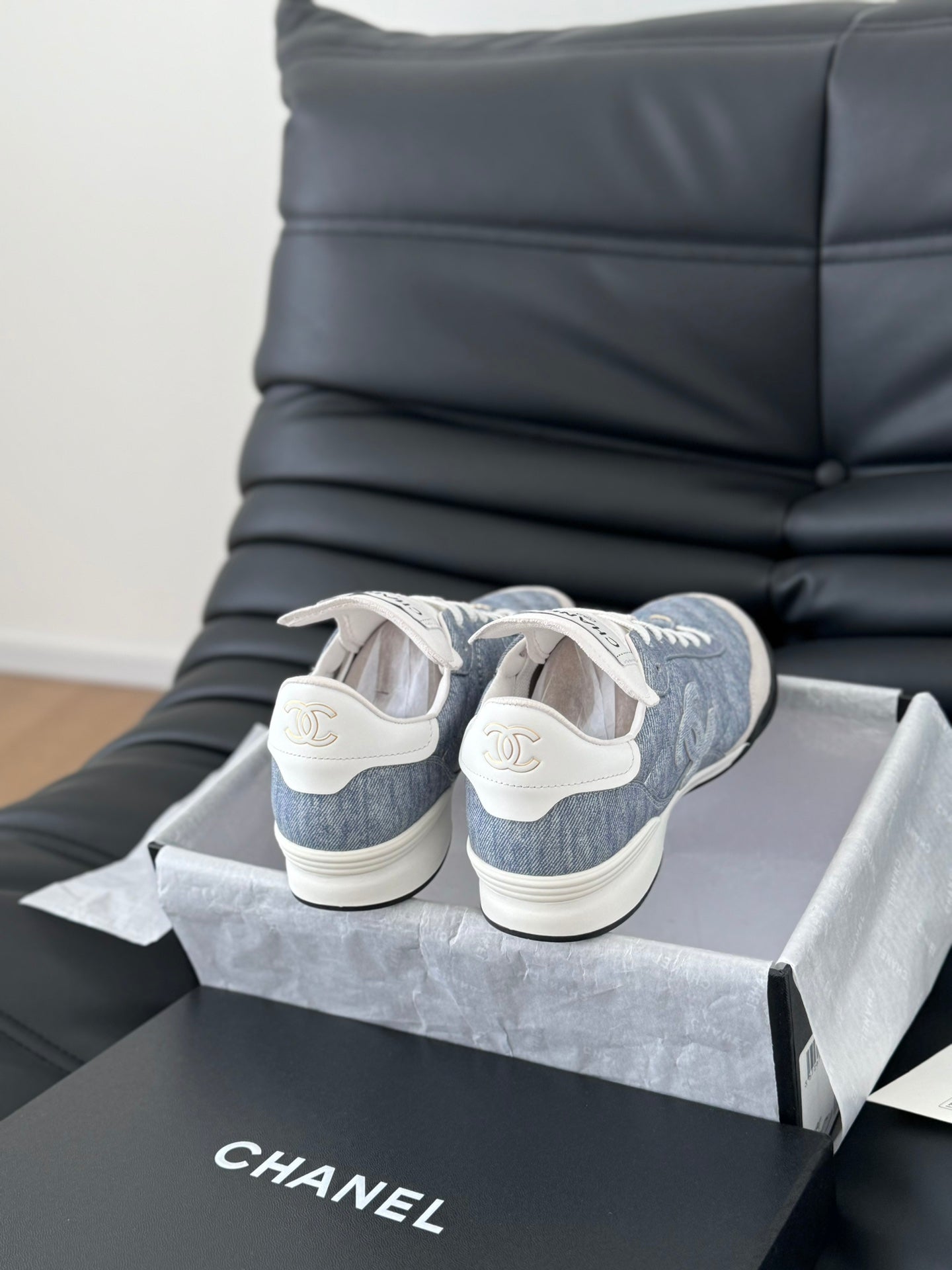 CC SNEAKER IN LIGHT BLUE MIX WHITE EMBROIDERED LAMBSKIN