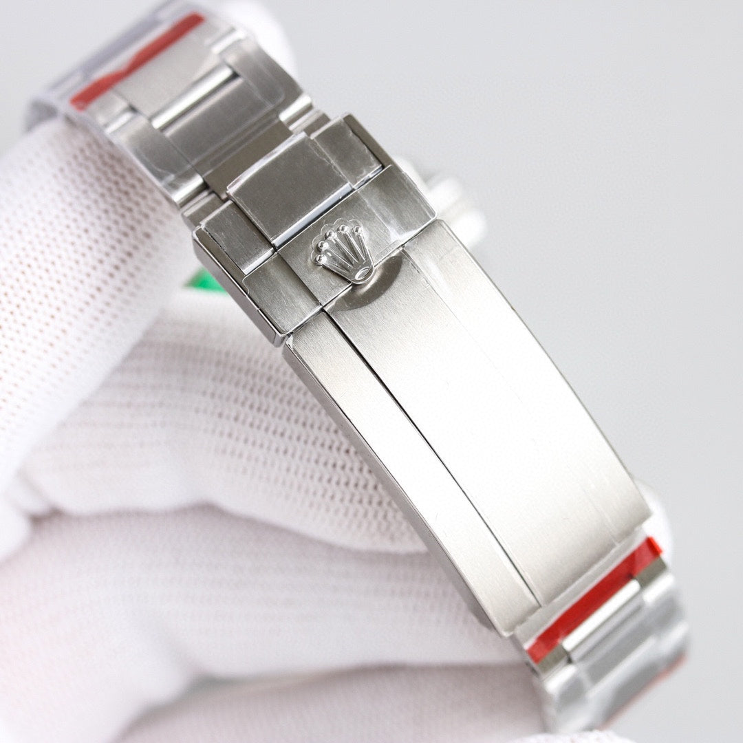 Rolex Sea- Dweller 44mm Silver Blue Dial