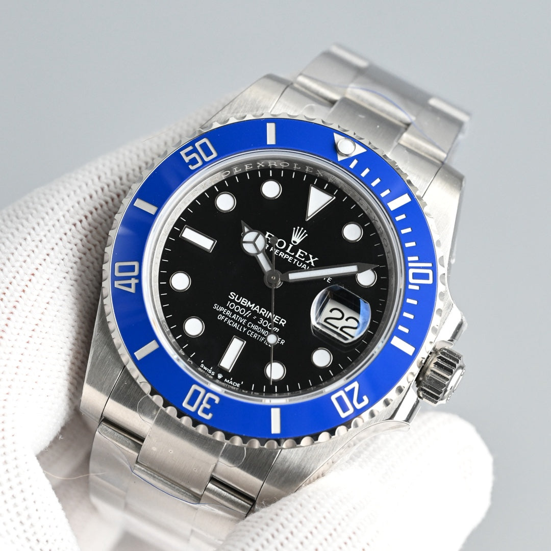 Rolex Submariner 41mm Silver Blue Black Dial