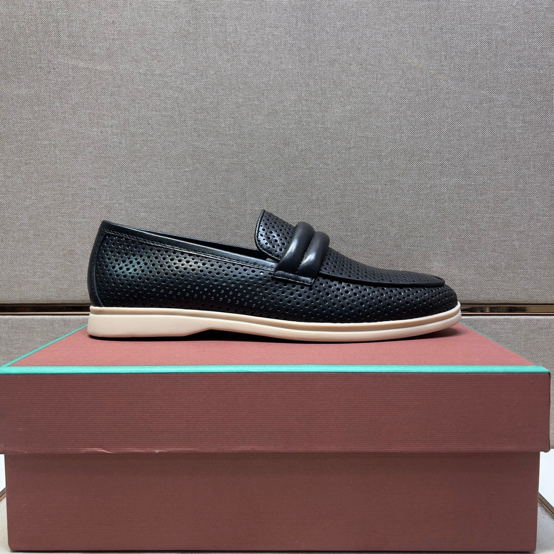 LP PERFORATED LOAFERS BLACK CALFSKIN
