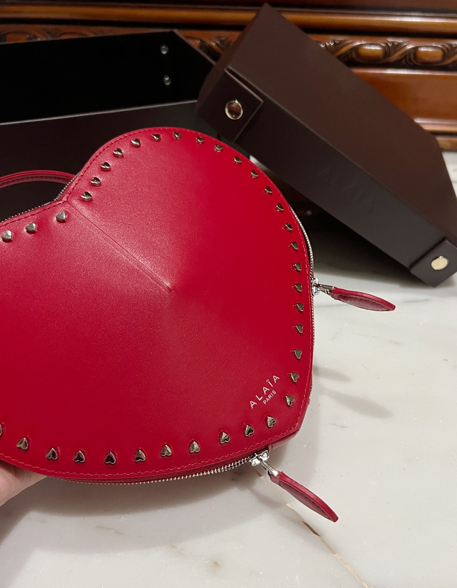 Le Coeur 21cm Red Heart Calfskin Shouder 243046