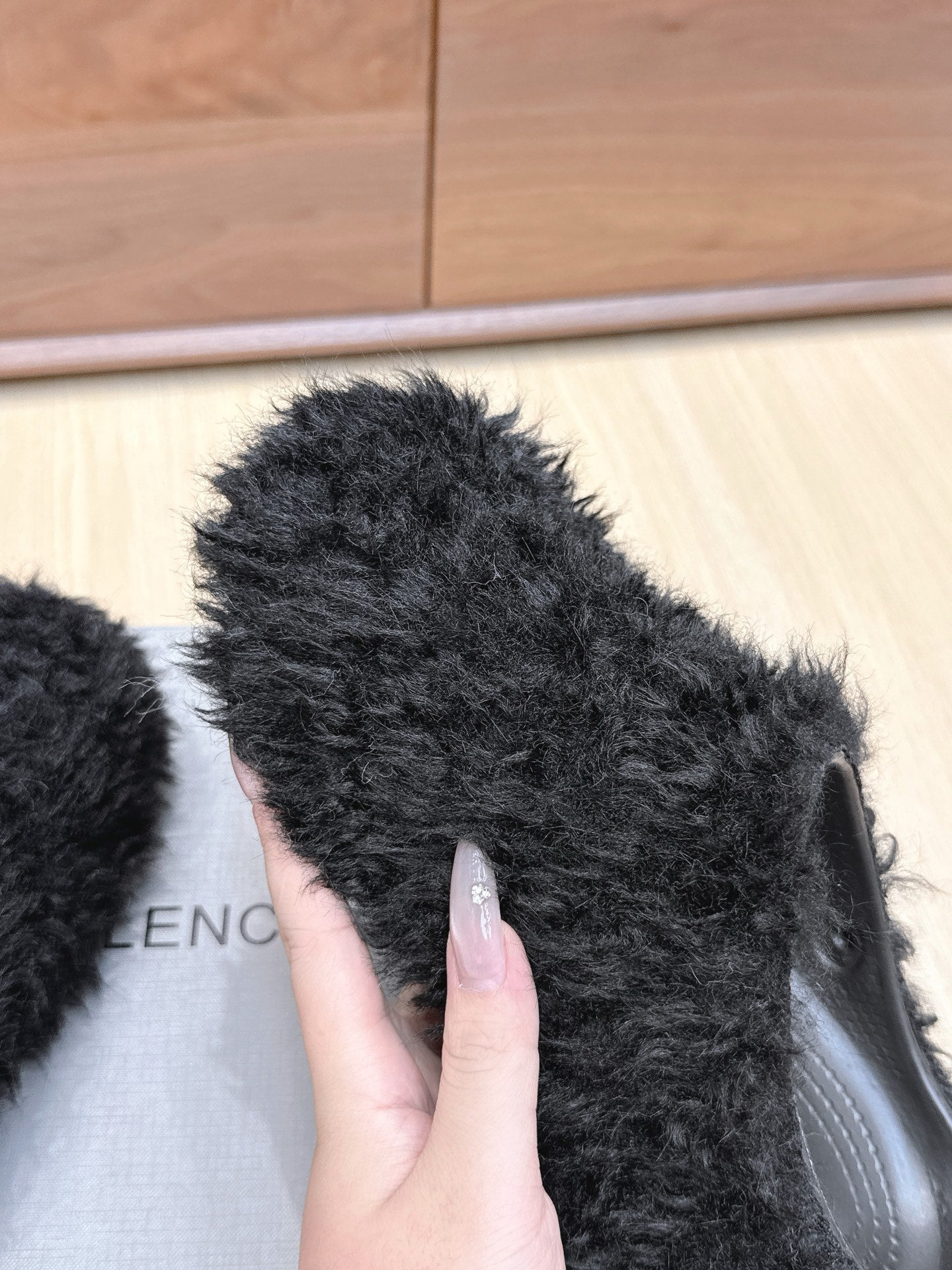 Balenciaga 25ss slippers black wool 462671