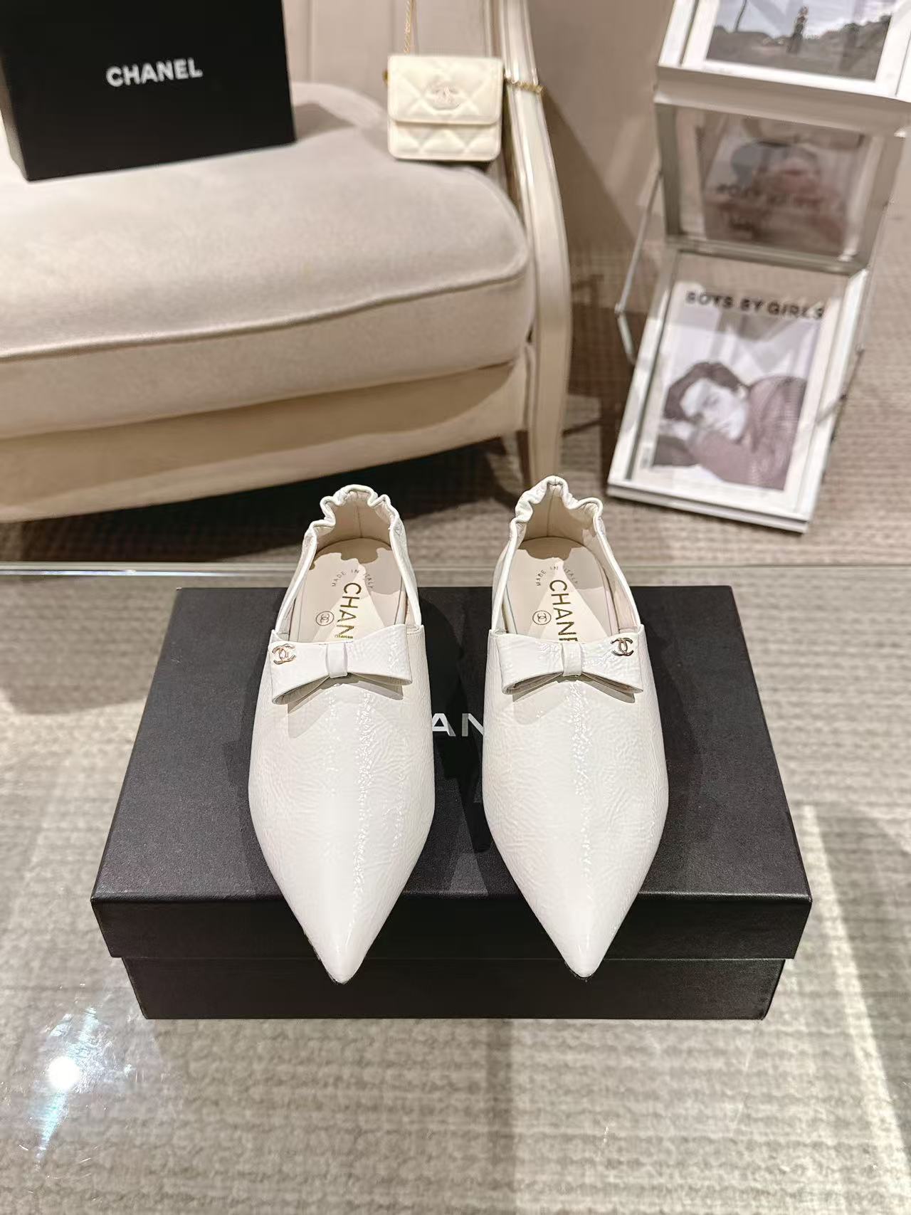 CC 25 Half-Mule Loafers White Sheepskin 363728