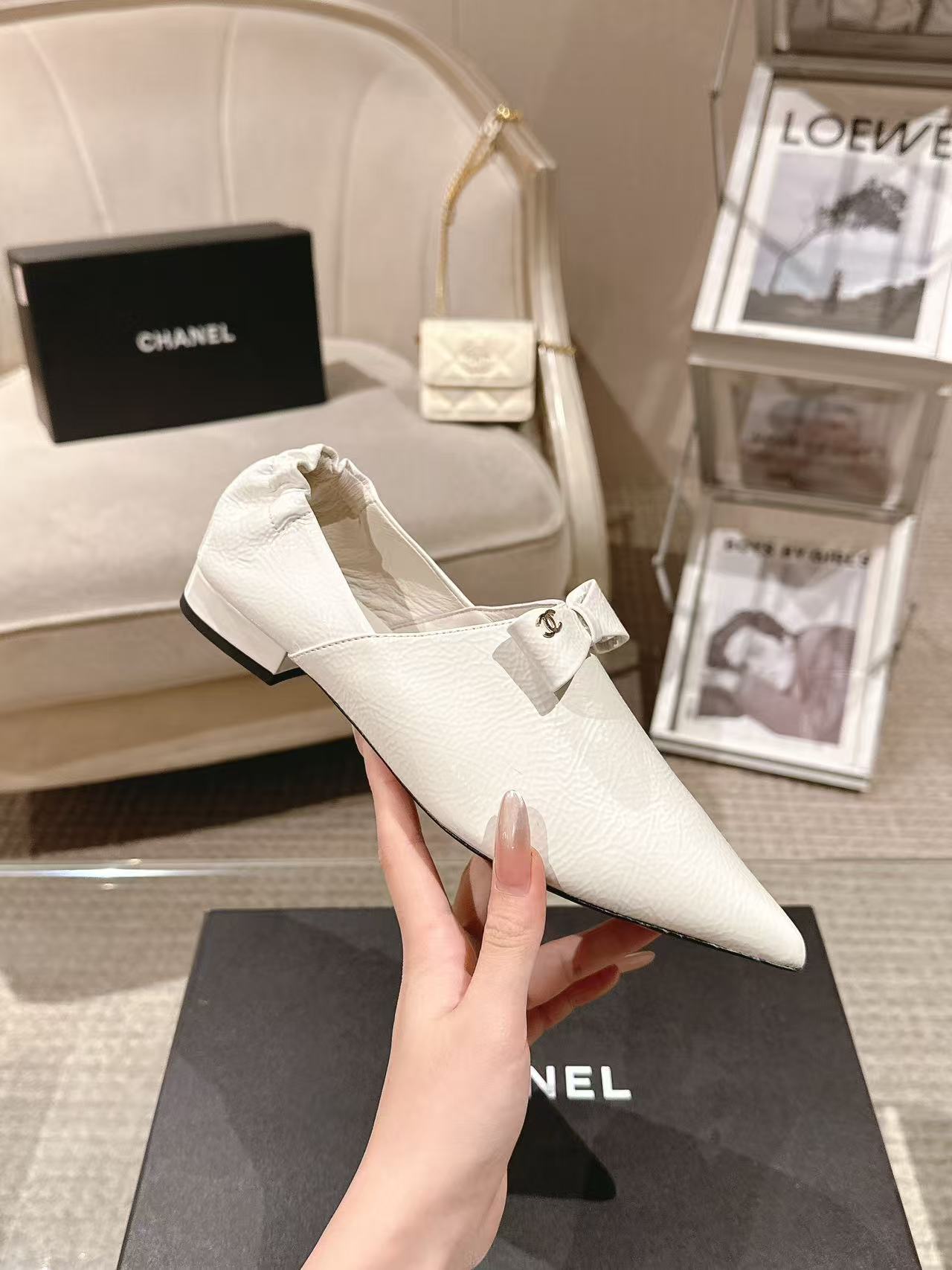CC 25 Half-Mule Loafers White Sheepskin 363728