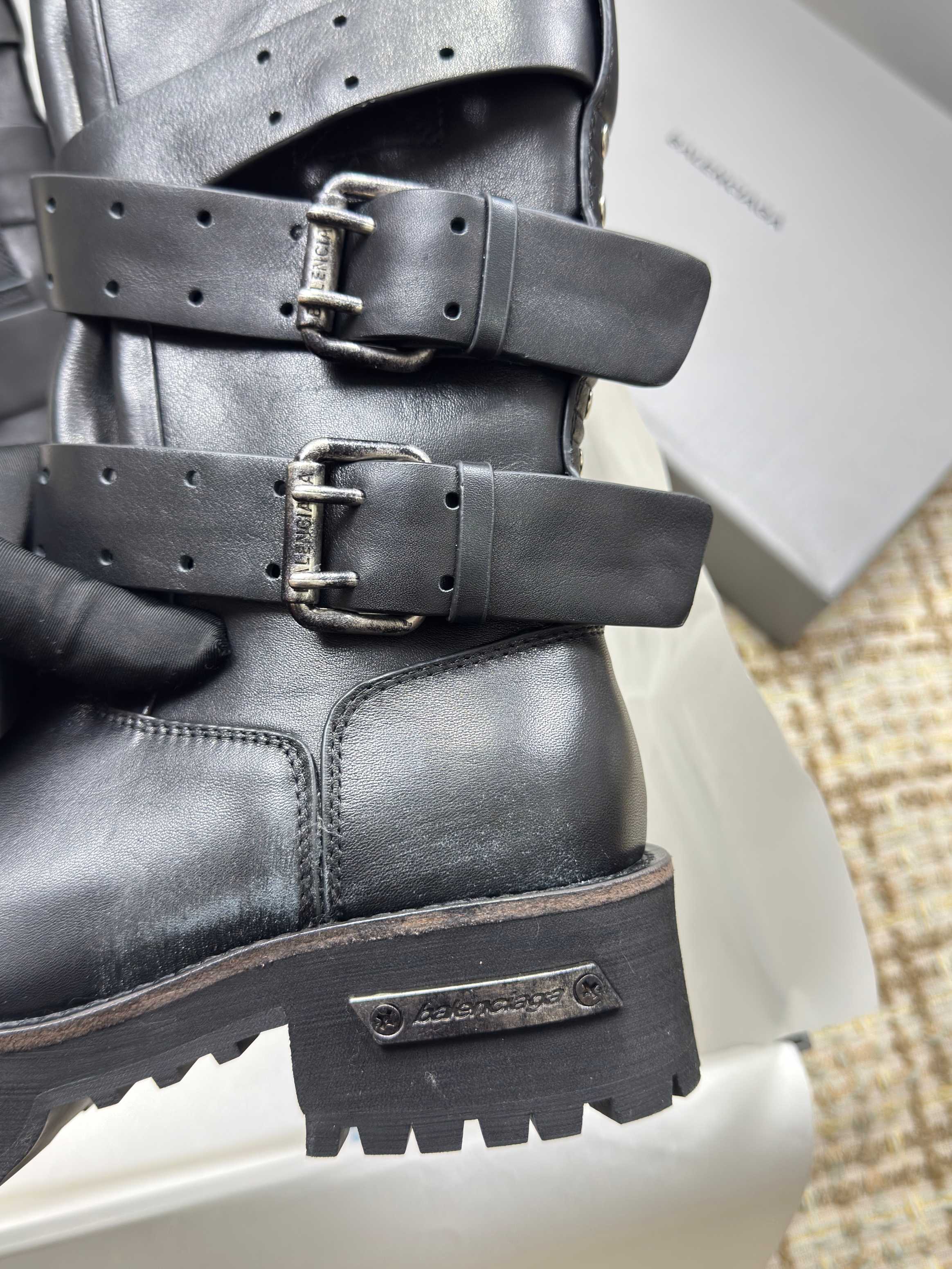 Balenciaga 25s Venom high boots black cowhide 467453