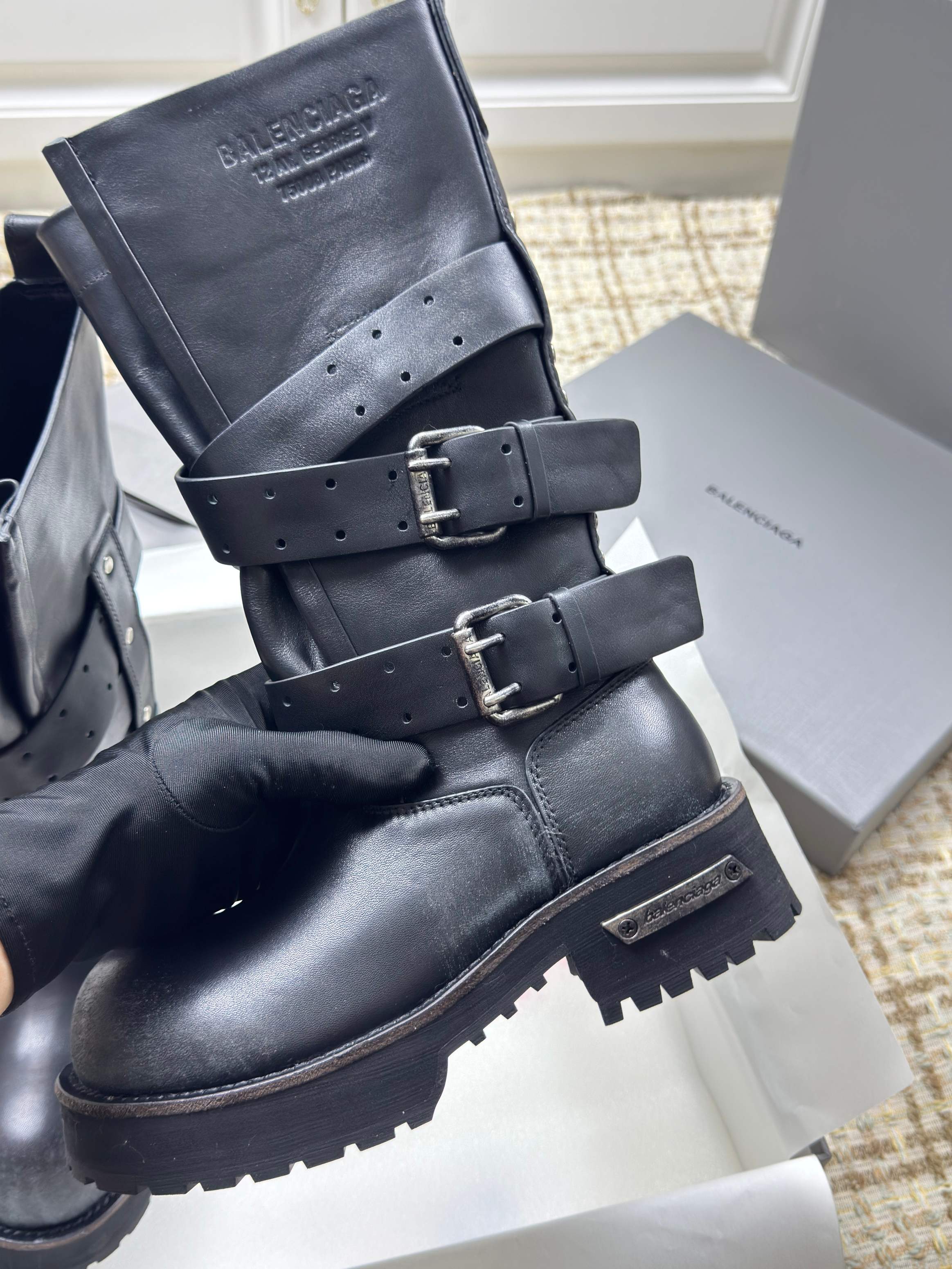 Balenciaga 25s Venom high boots black cowhide 467453
