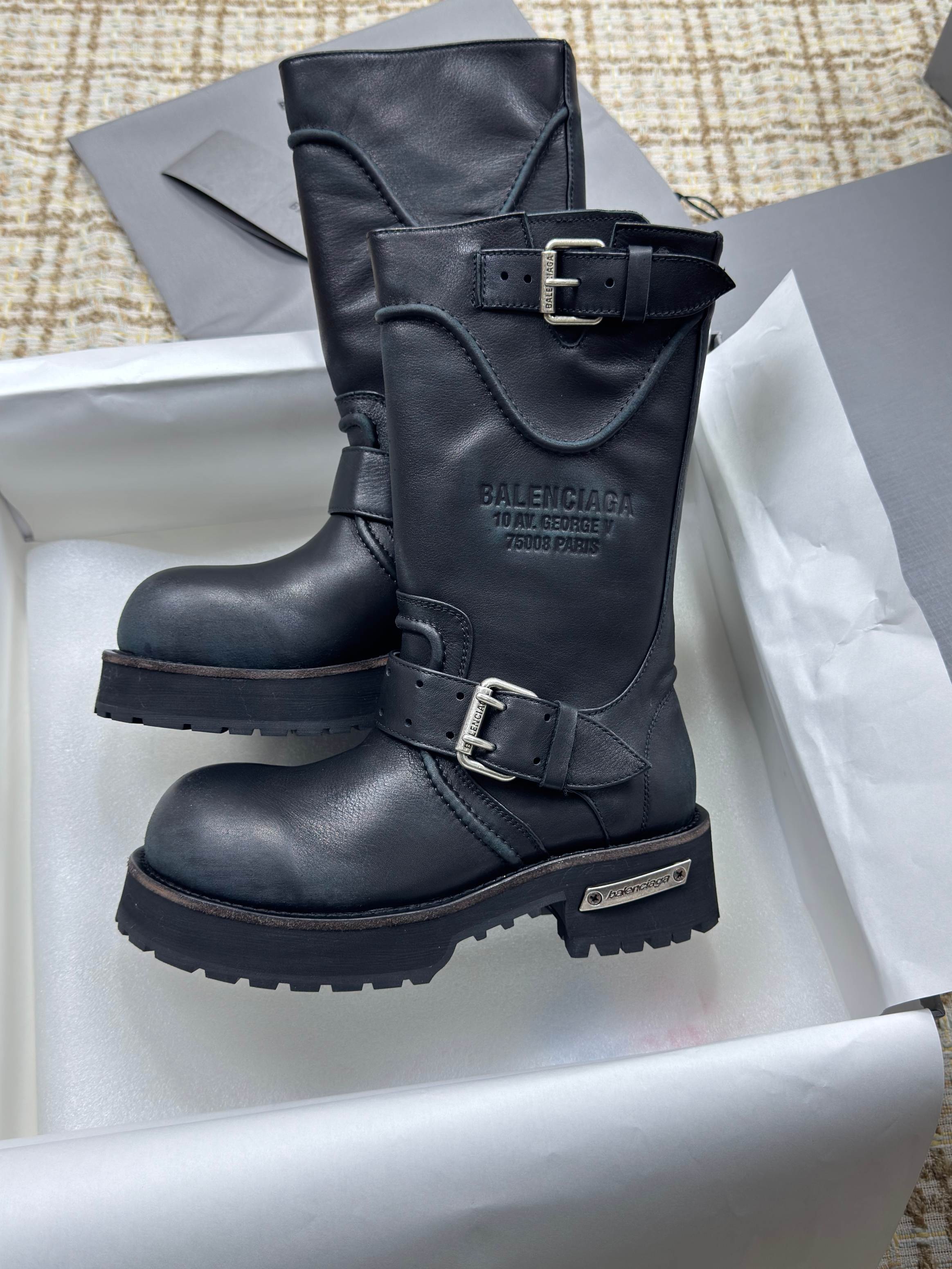 Balenciaga 25s Venom mid-calf boots black cowhide 467454
