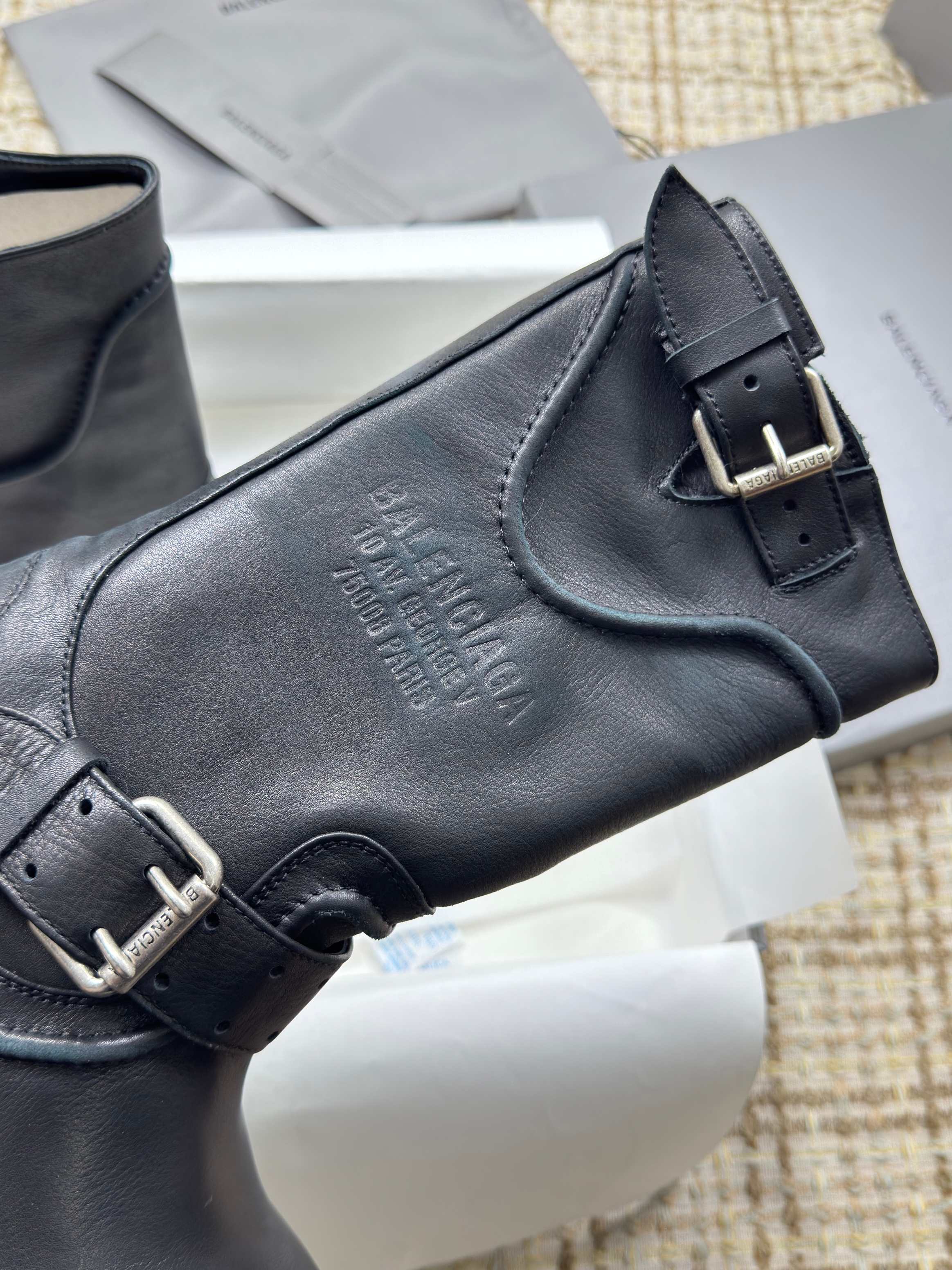 Balenciaga 25s Venom mid-calf boots black cowhide 467454