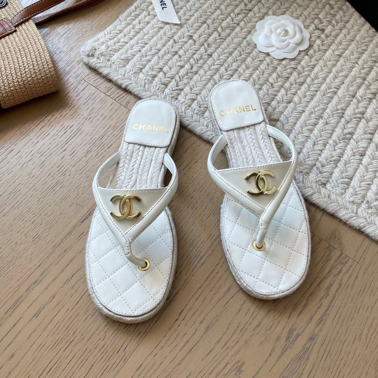 CC 25 Flip Flop Sandals White Calfskin Espadrilles