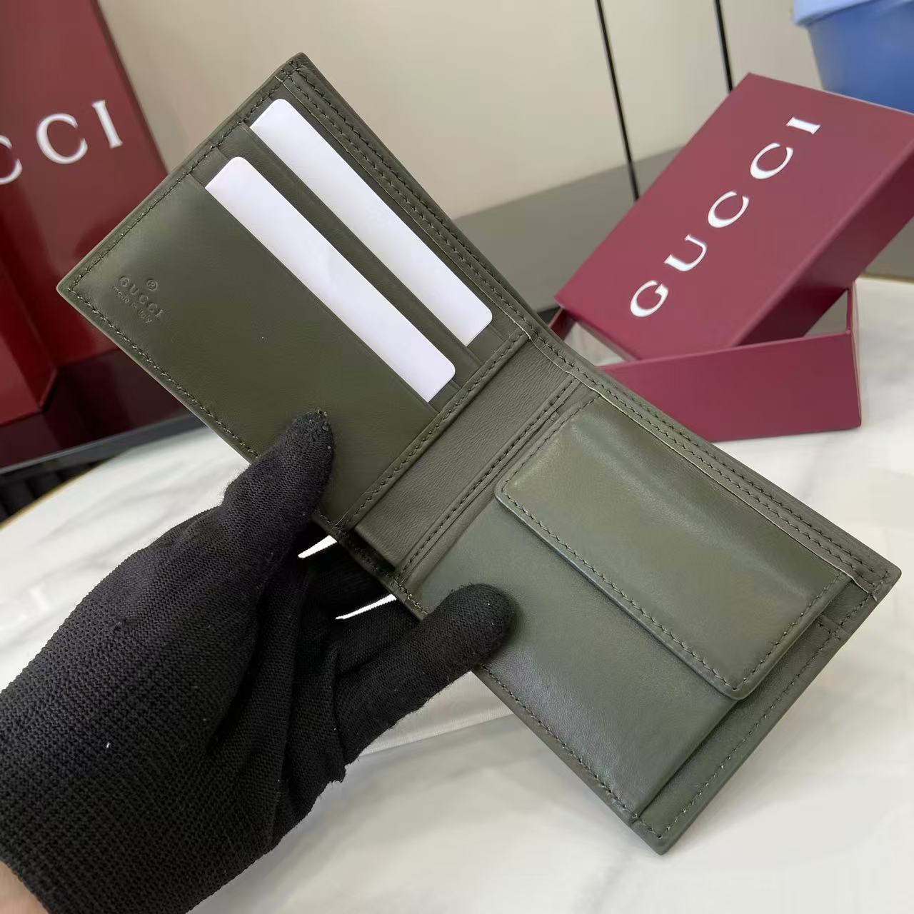 Gucci 25 GG Monogram Bifold Wallet Forest Green Leather 288792