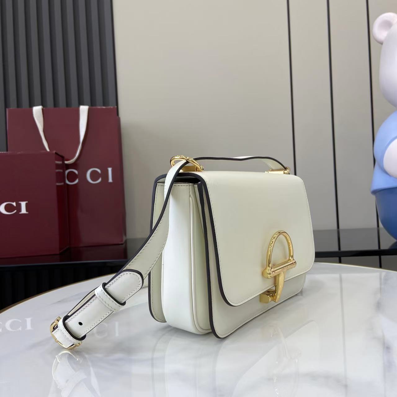 Gucci 25 Siena Bag White Gold Leather 292364