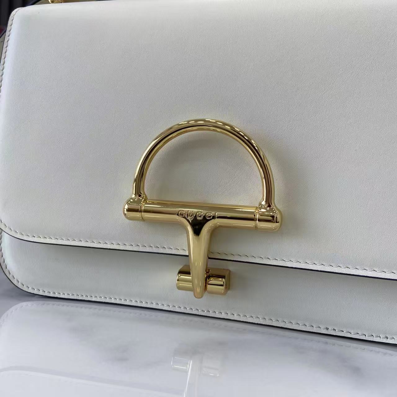 Gucci 25 Siena Bag White Gold Leather 292364