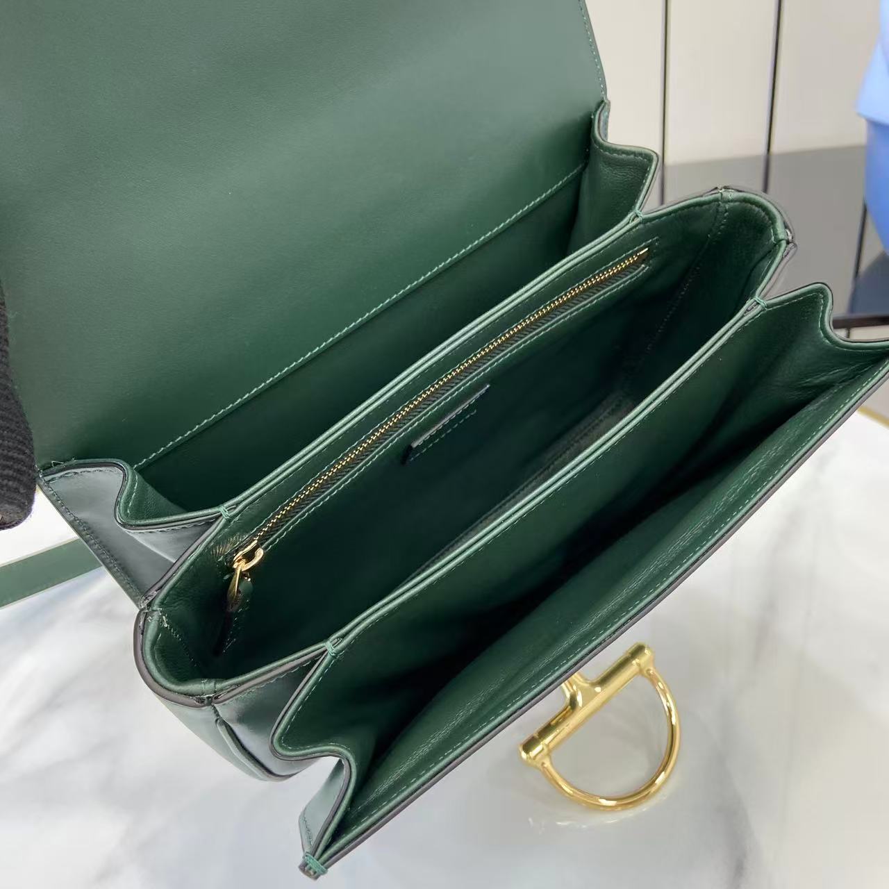 Gucci 25 Siena Bag Green Gold Leather 292365