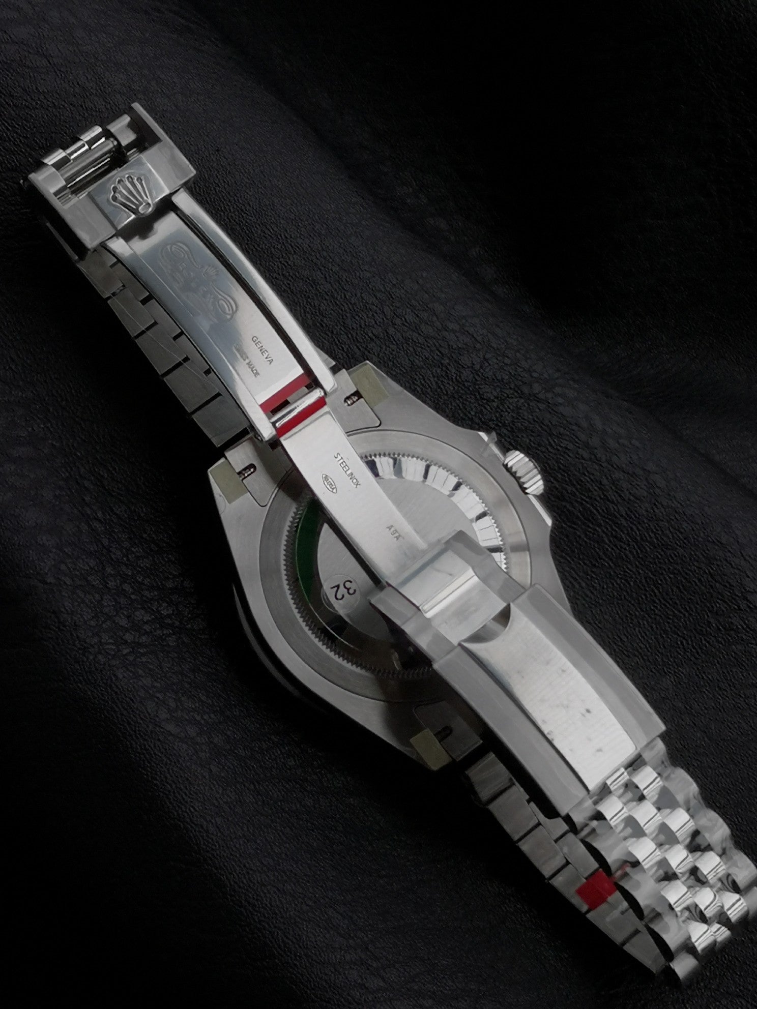 Rolex GMT Master 40mm Silver Black Dial