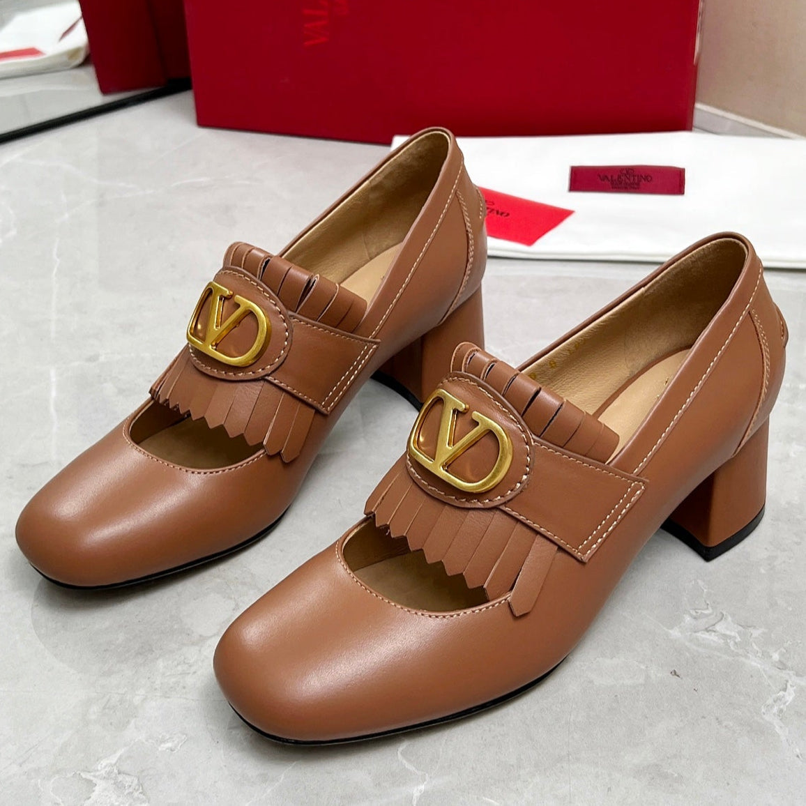 VT 25 Signature Heeled Loafer Brown Calf Leather 293941