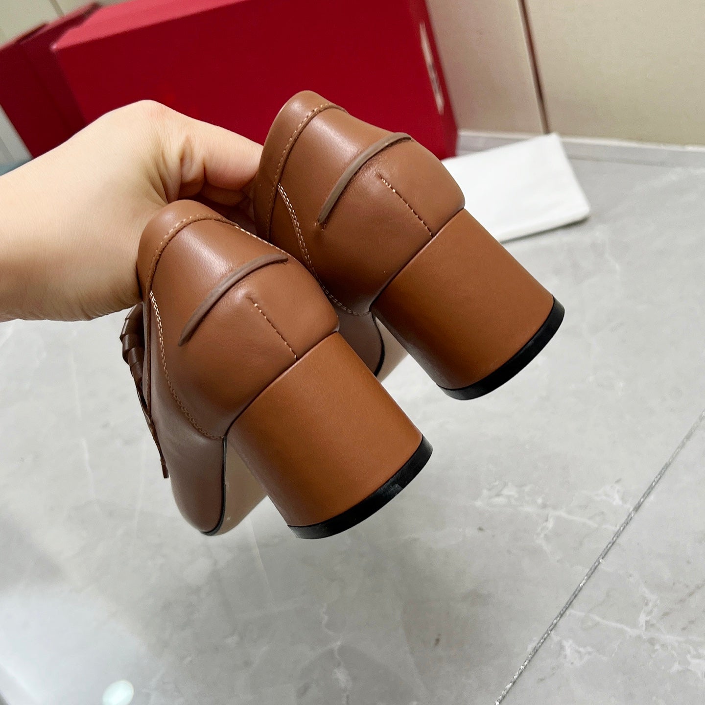 VT 25 Signature Heeled Loafer Brown Calf Leather 293941