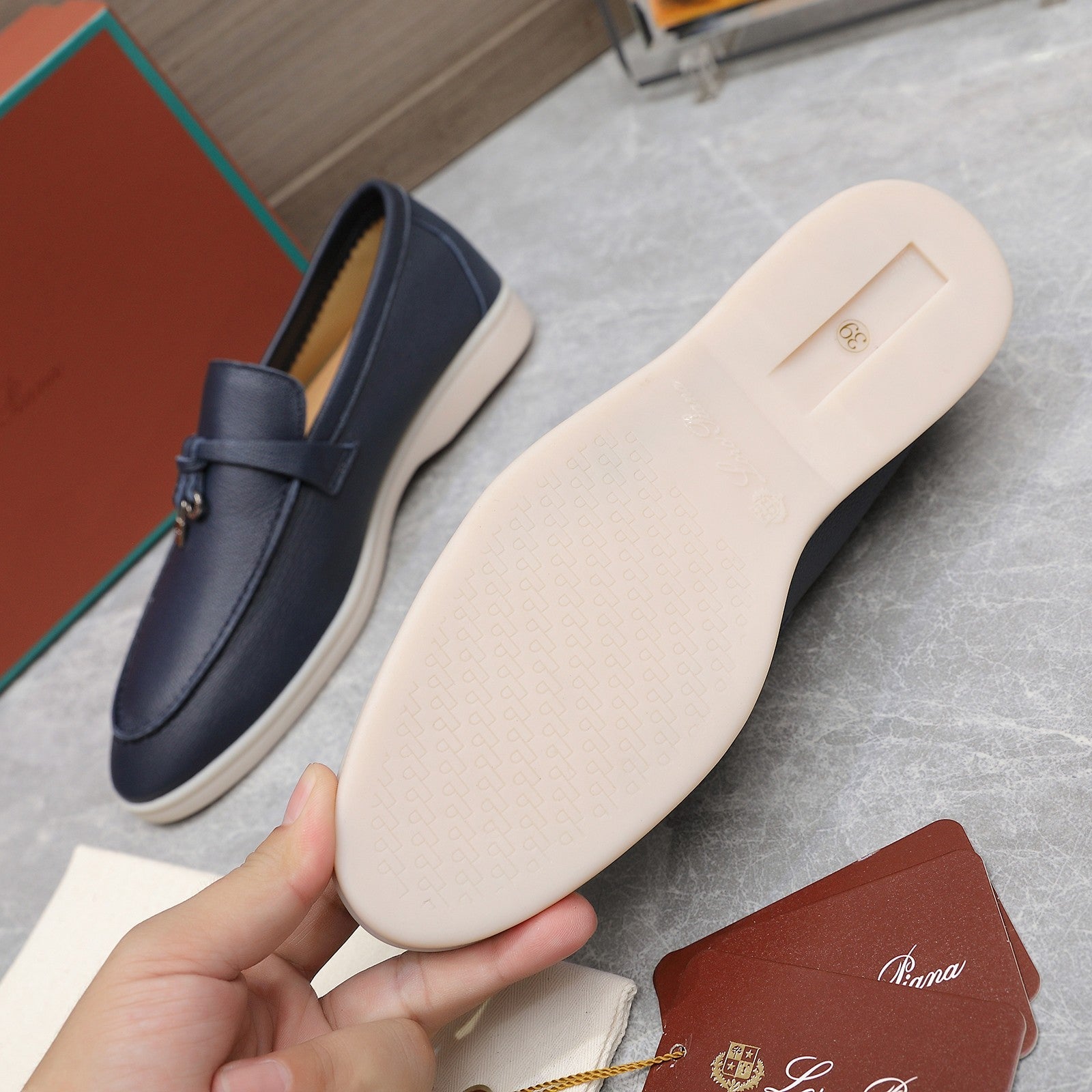 LP SUMMER CHARMS WALK LOAFERS BLACK LAMBSKIN