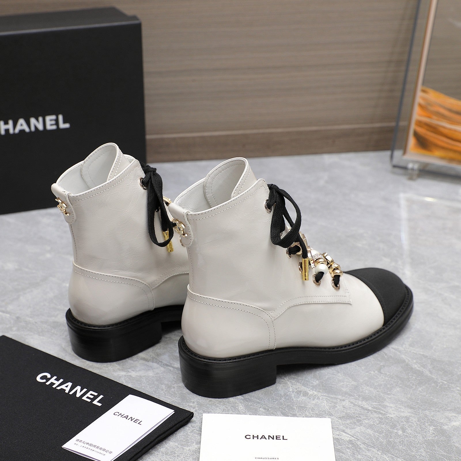 CC Ankle Boots 30mm White Wrinkled Cowhide