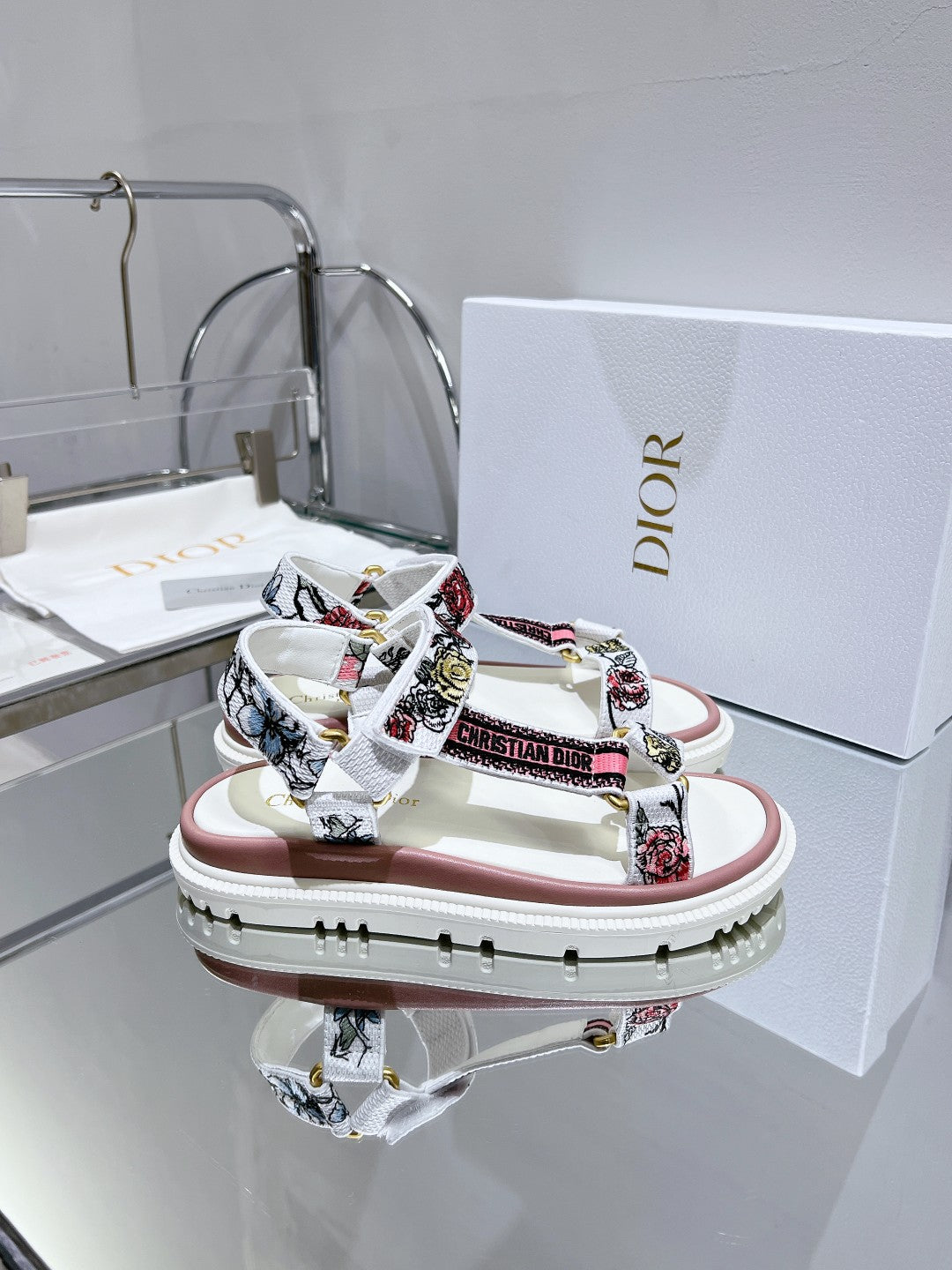 CD D-Wave Sandal In Colorful Mix White Cowhide 100759